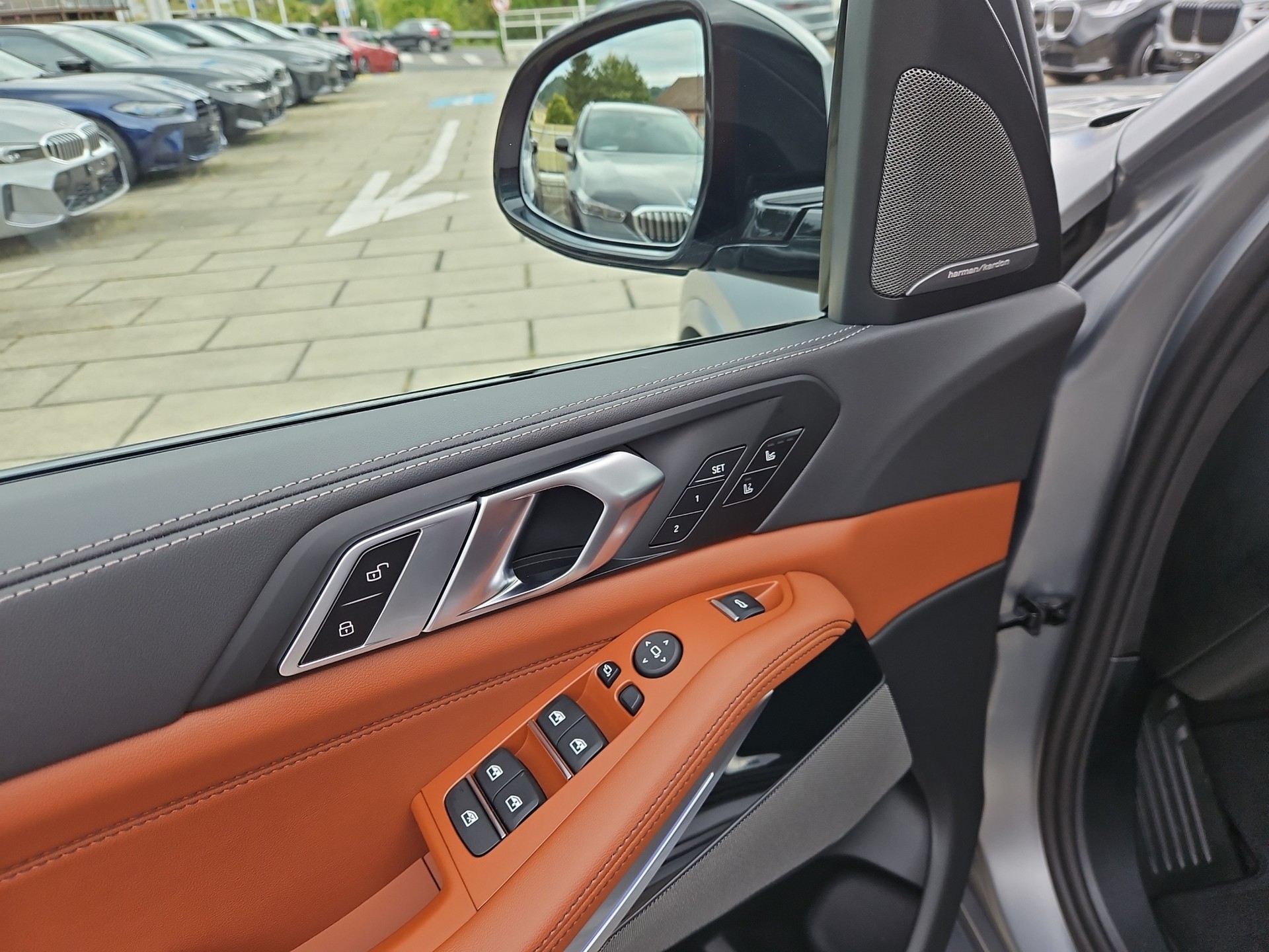 BMW X5 xDrive 48V 40d M Sport Pro Steptronic-image-19