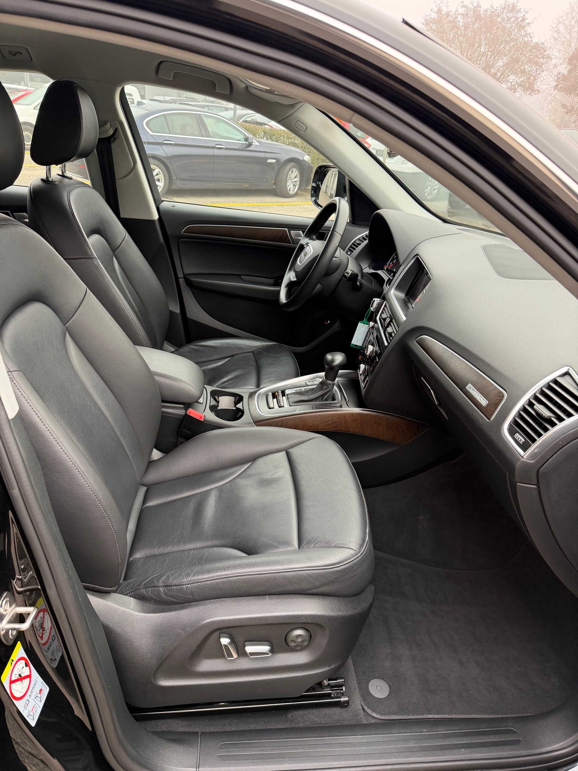 AUDI Q5 2.0 TFSI quattro tiptronic-image-13
