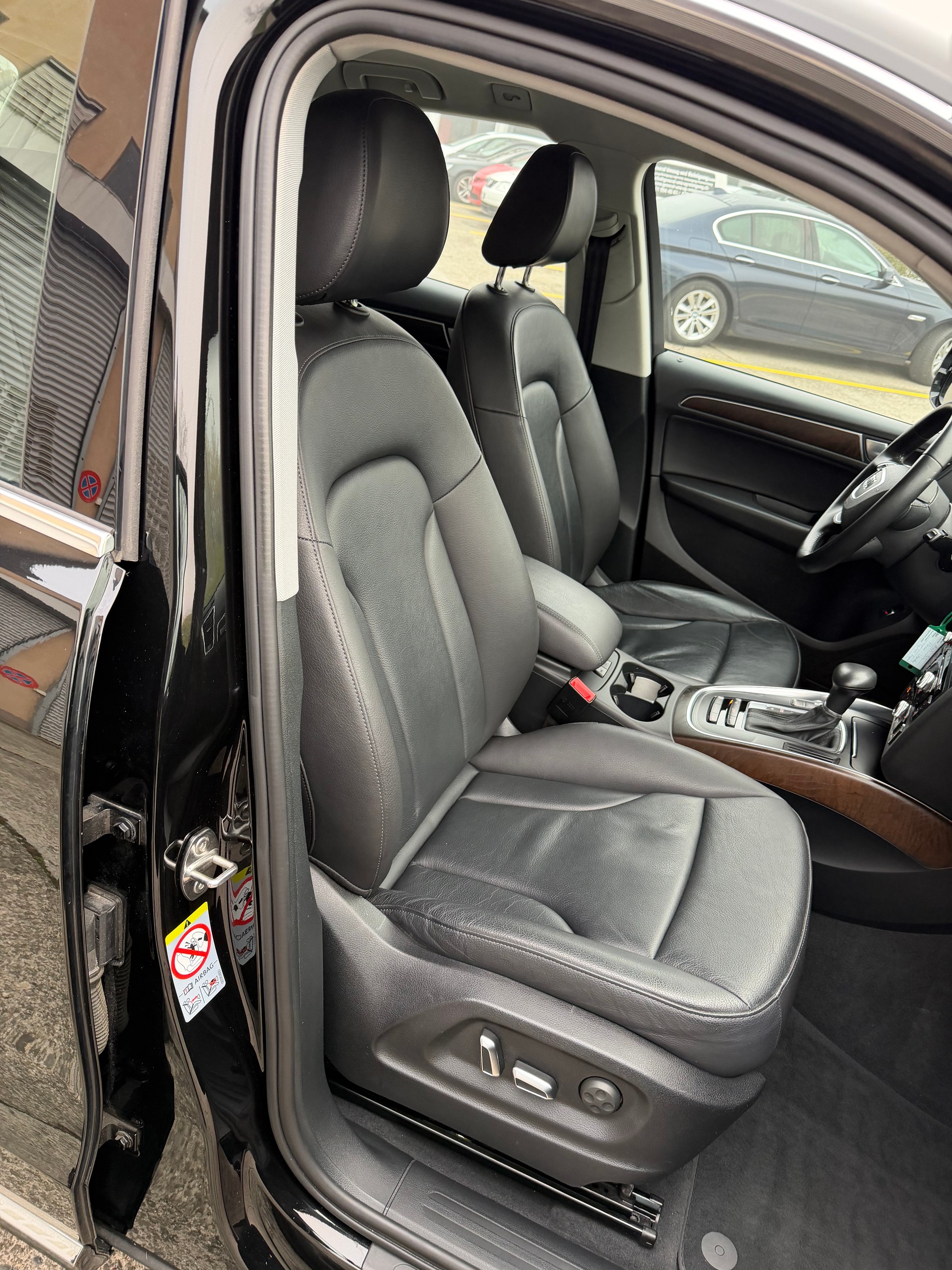AUDI Q5 2.0 TFSI quattro tiptronic-image-14