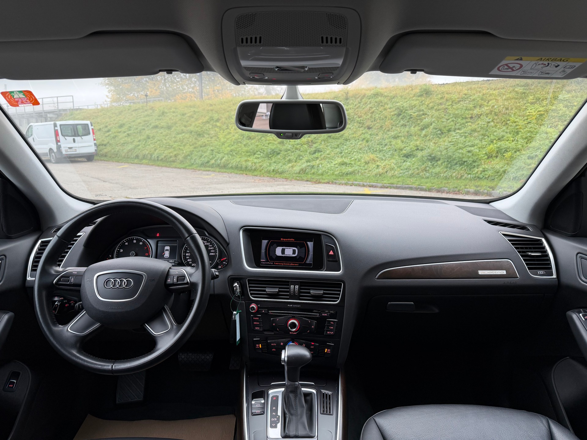 AUDI Q5 2.0 TFSI quattro tiptronic-image-11