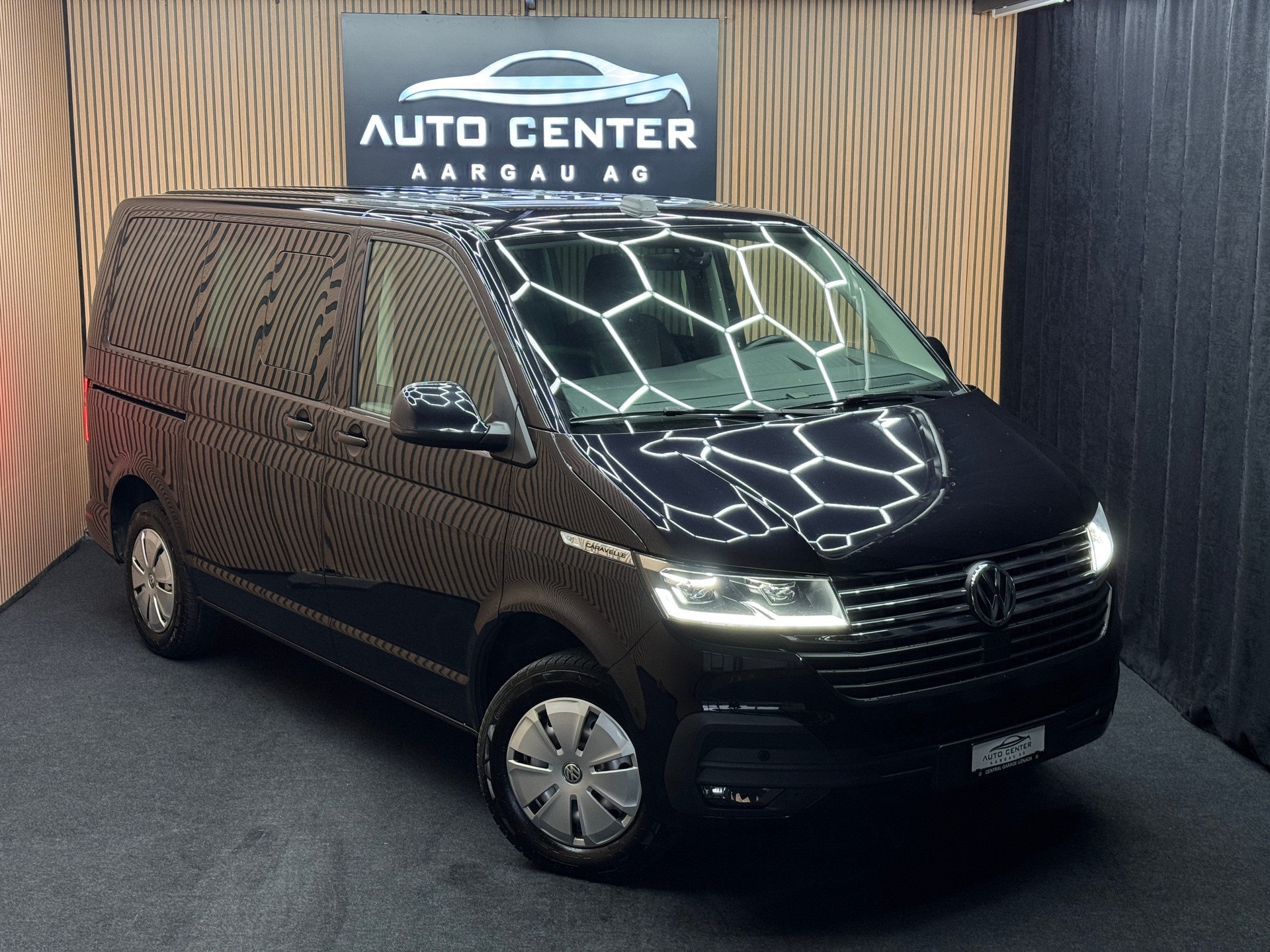 VW T6.1 Caravelle 3000 2.0 TDI 150 Comfortline DSG *ab CHF 299.-/ Monat*-image-0