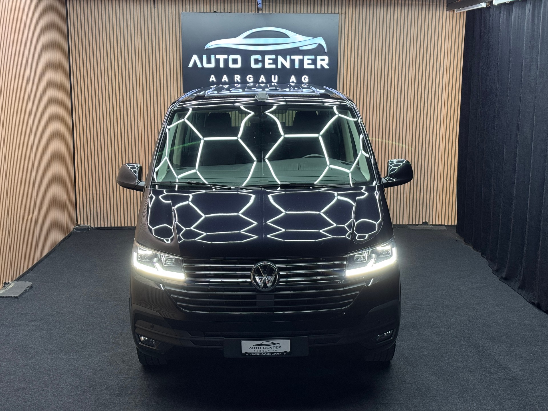 VW T6.1 Caravelle 3000 2.0 TDI 150 Comfortline DSG *ab CHF 299.-/ Monat*-image-1