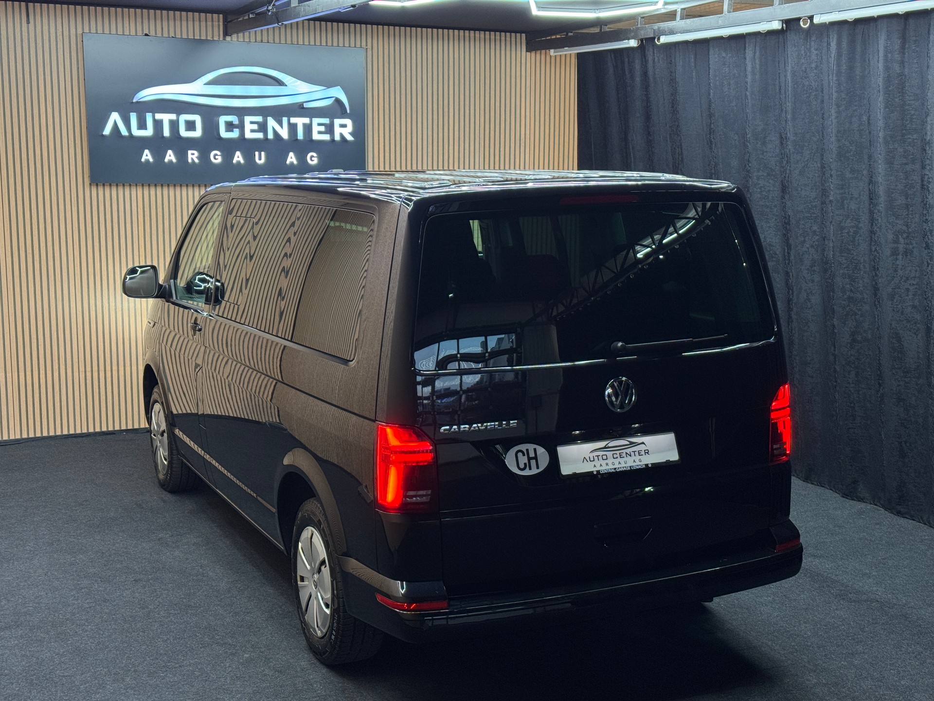 VW T6.1 Caravelle 3000 2.0 TDI 150 Comfortline DSG *ab CHF 299.-/ Monat*-image-3