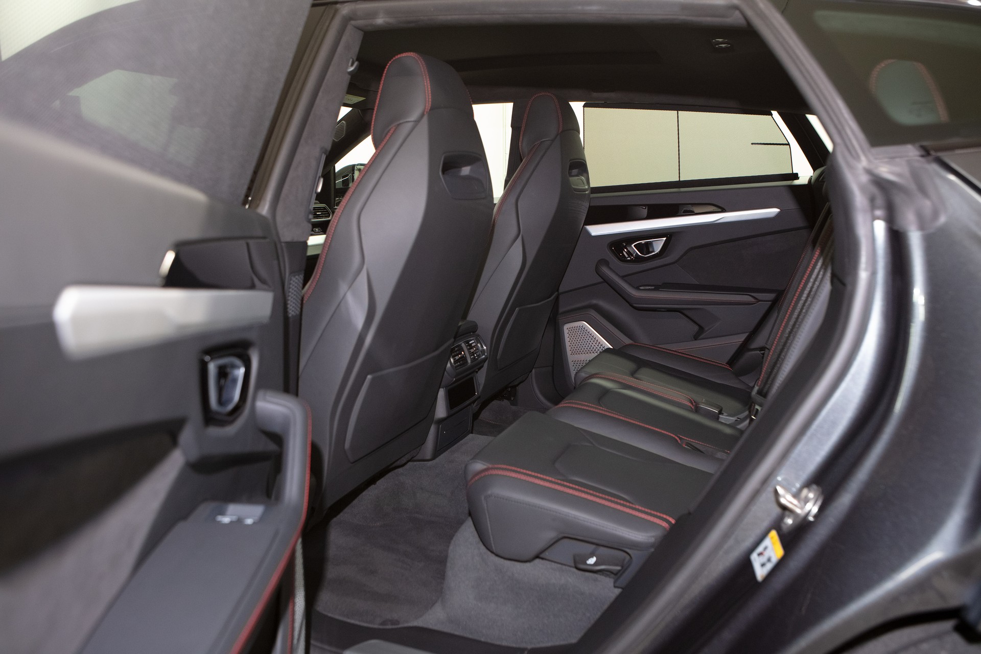 LAMBORGHINI Urus E-Gear-image-7