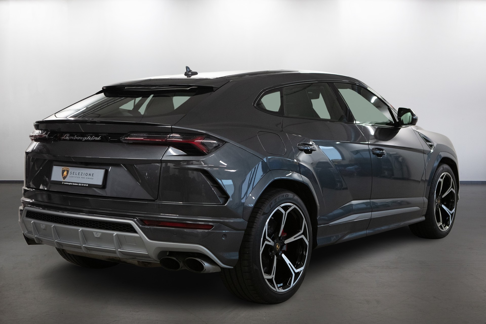 LAMBORGHINI Urus E-Gear-image-2