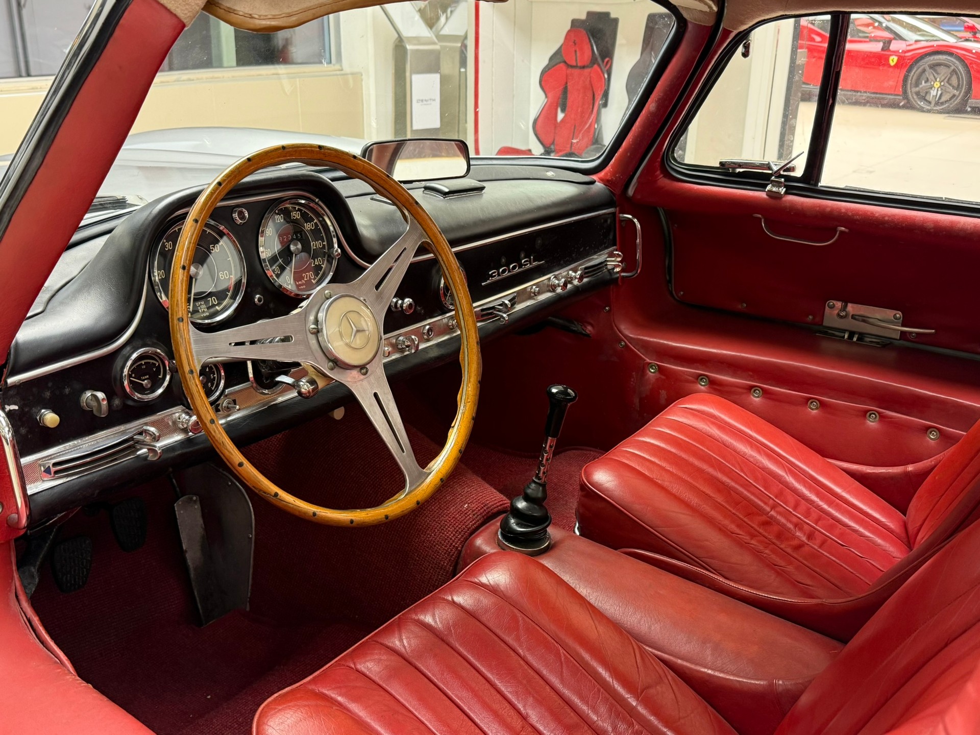 MERCEDES-BENZ 300 SL-image-11