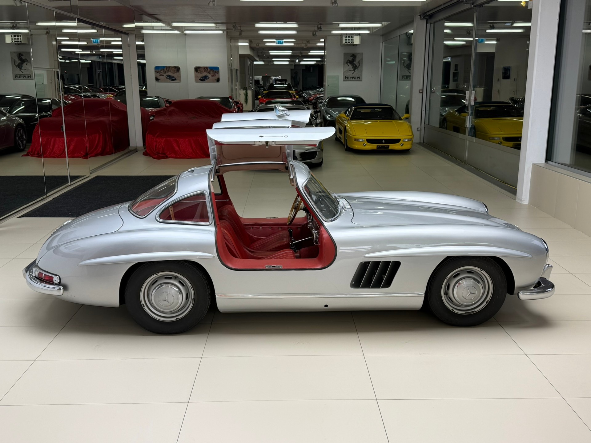 MERCEDES-BENZ 300 SL-image-8