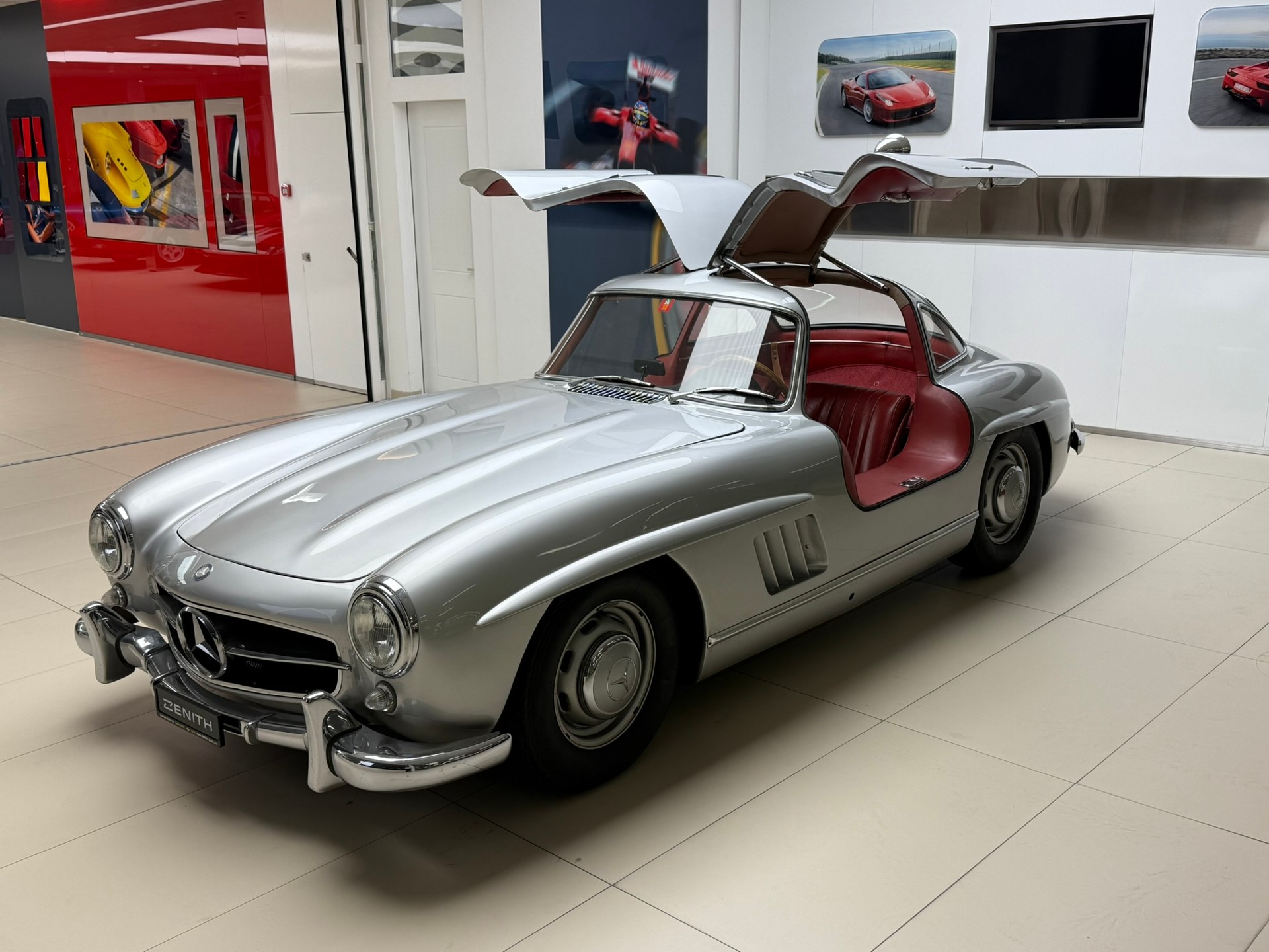 MERCEDES-BENZ 300 SL-image-7