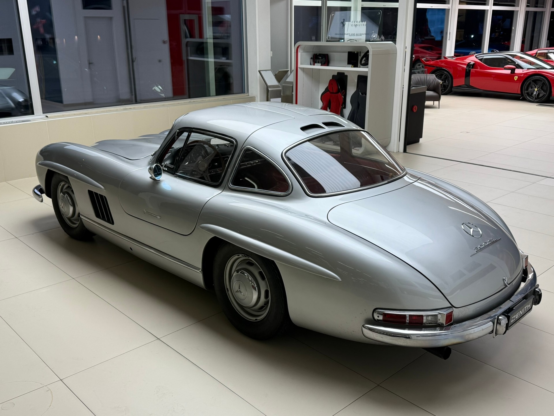 MERCEDES-BENZ 300 SL-image-6