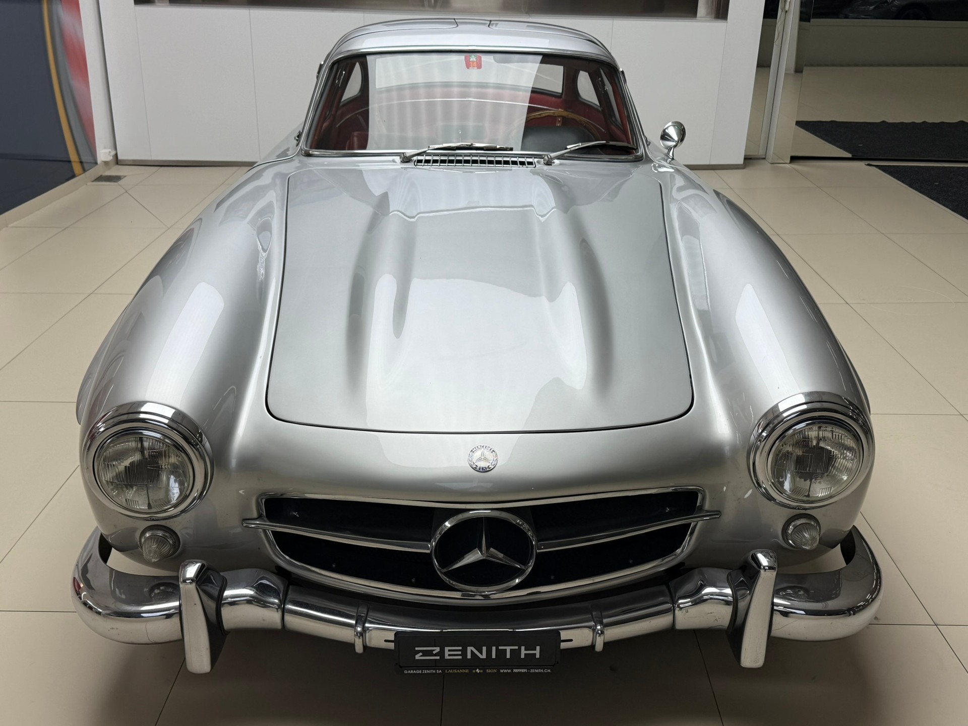 MERCEDES-BENZ 300 SL-image-1