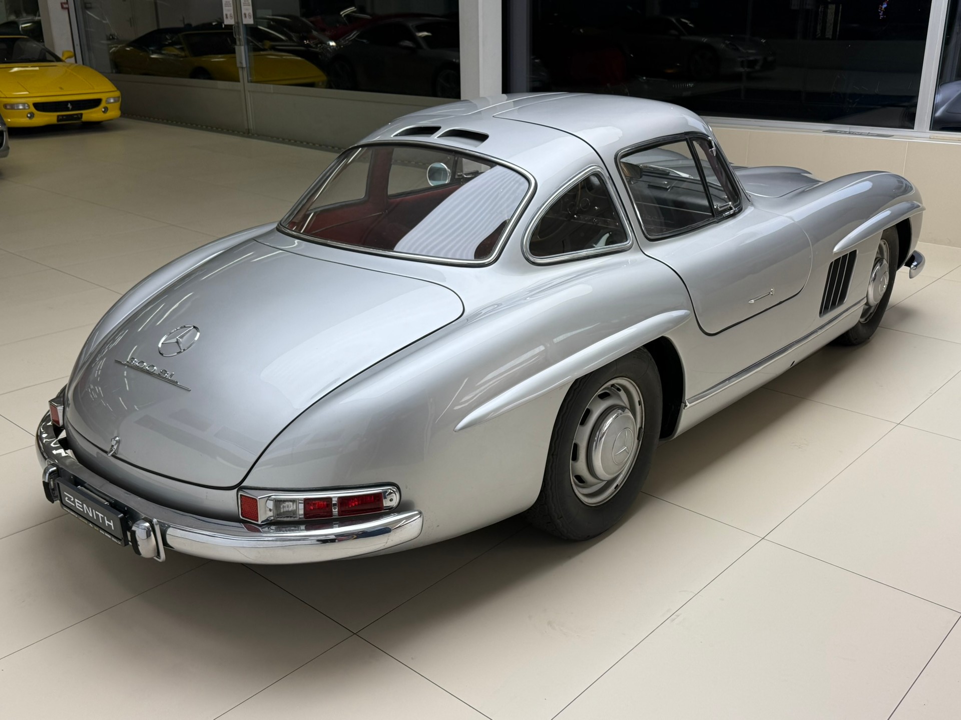 MERCEDES-BENZ 300 SL-image-4