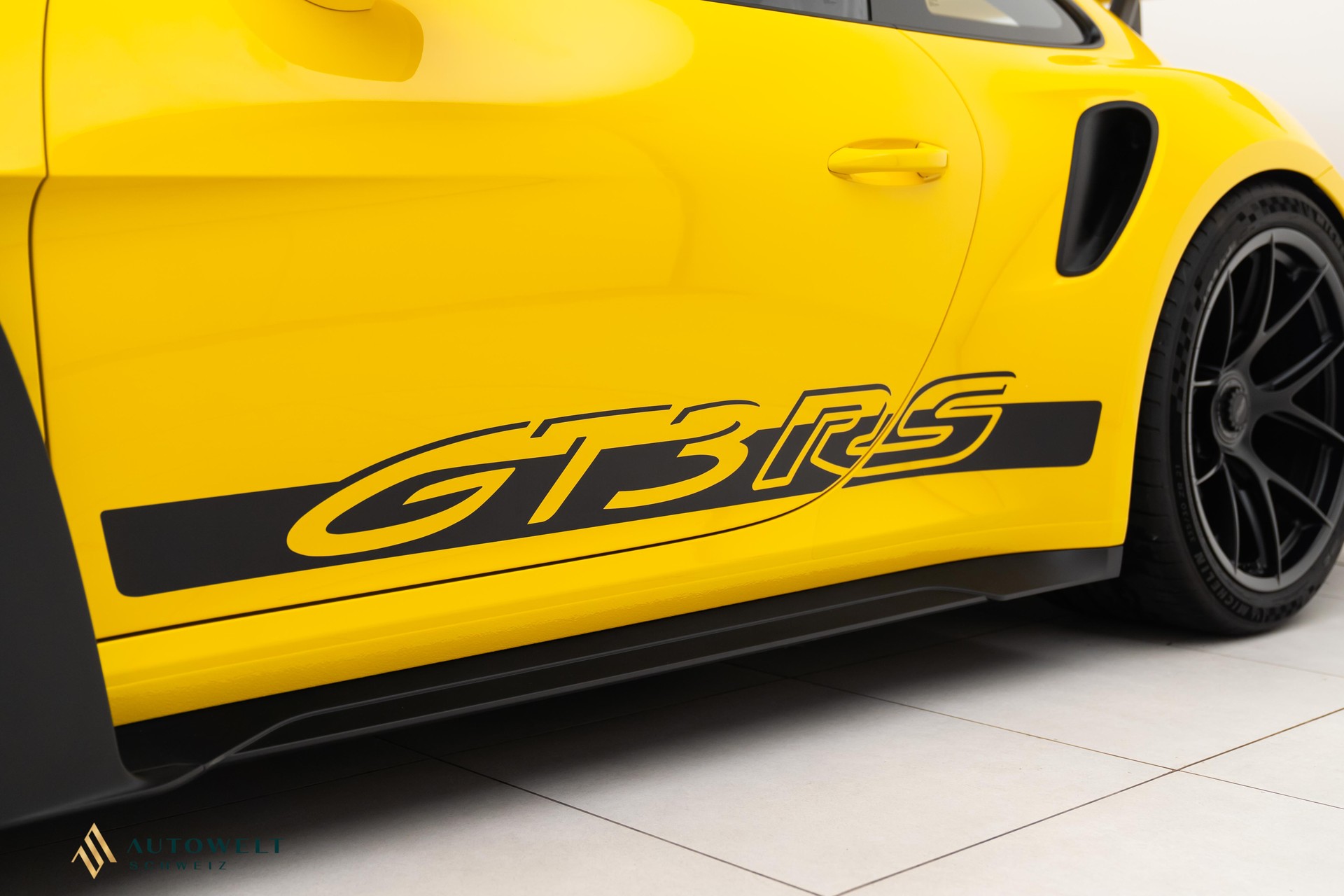 PORSCHE 911 GT3 RS WEISSACH-image-14