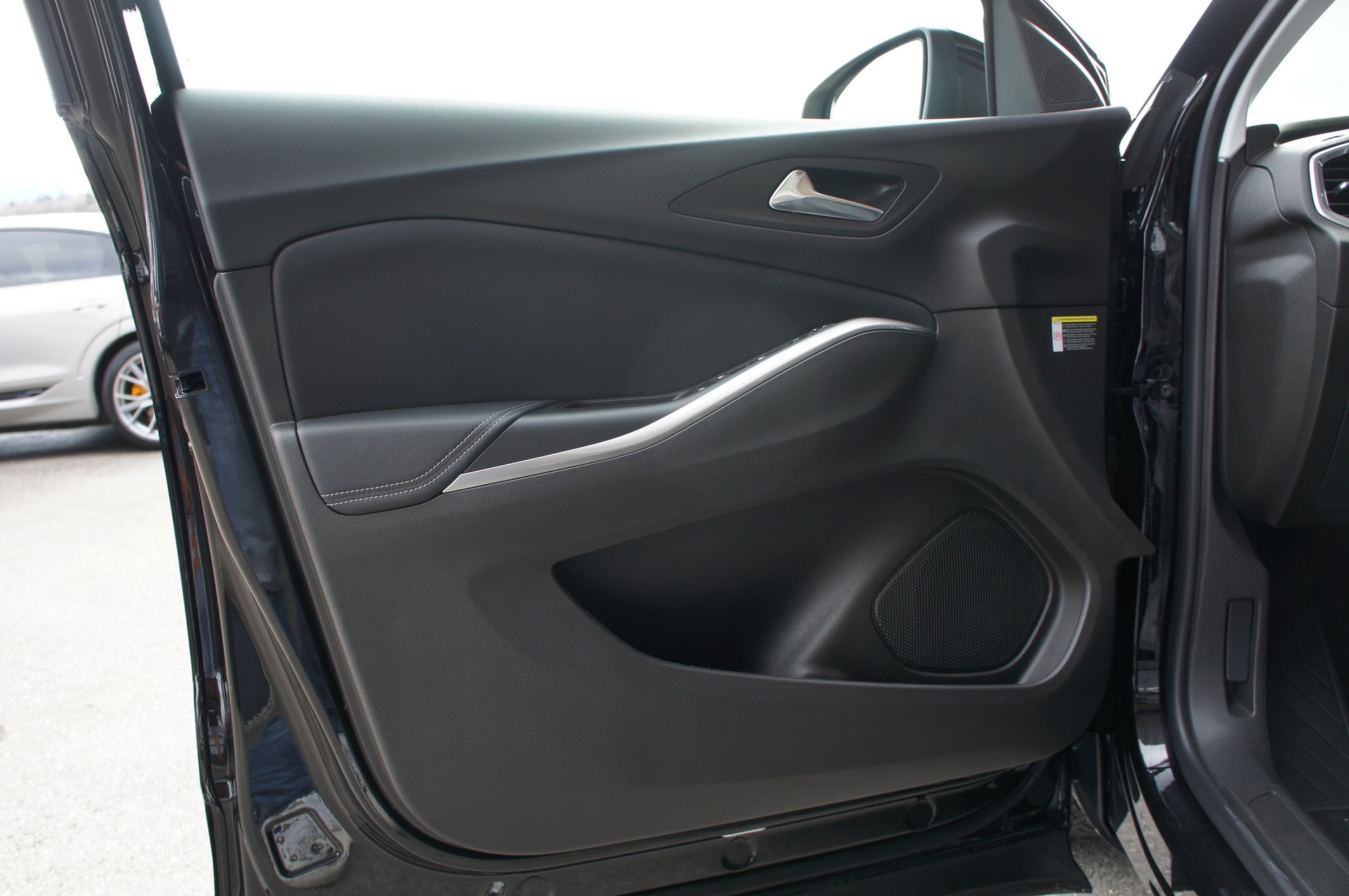 OPEL Grandland 1.6 Hybrid GS Line Automatik-image-8