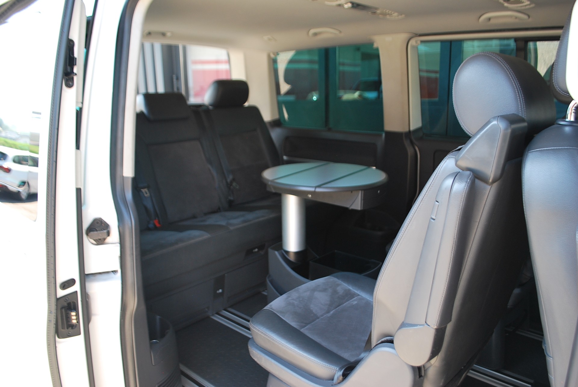 VW T5 Multivan 2.0 Bi-TDI CR Comfortline 4Motion DSG-image-7