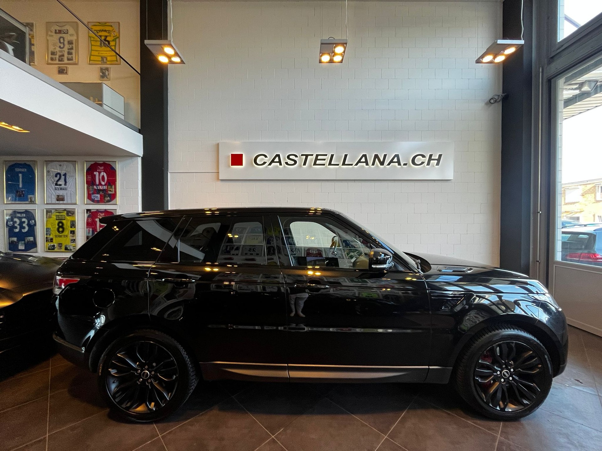 LAND ROVER RR Sport 3.0SDV6 HSE Dyn.-image-4