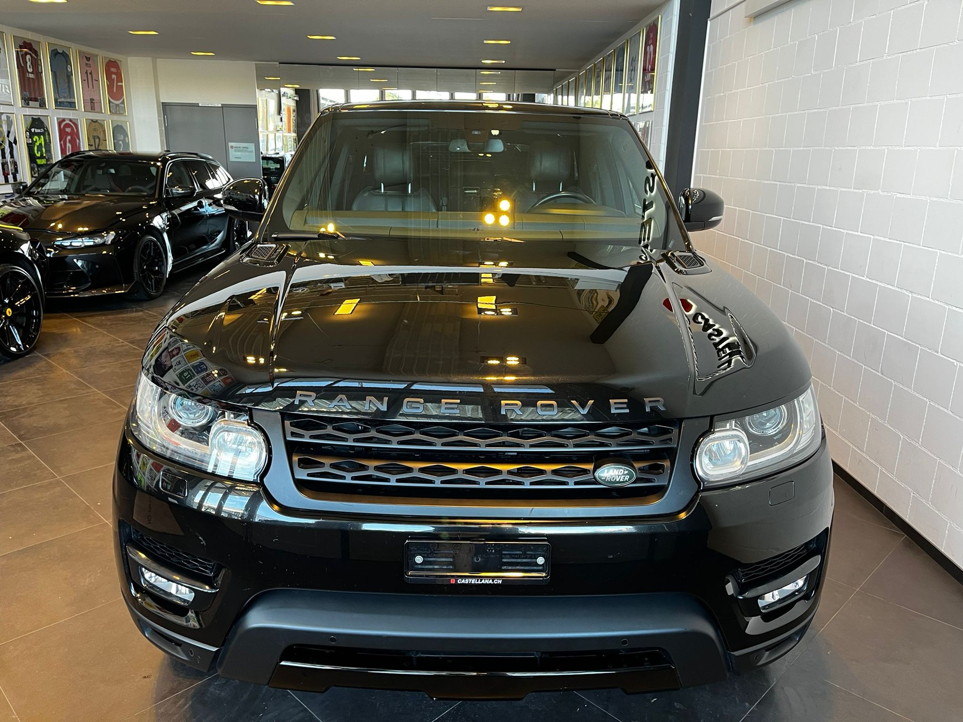 LAND ROVER RR Sport 3.0SDV6 HSE Dyn.-image-2