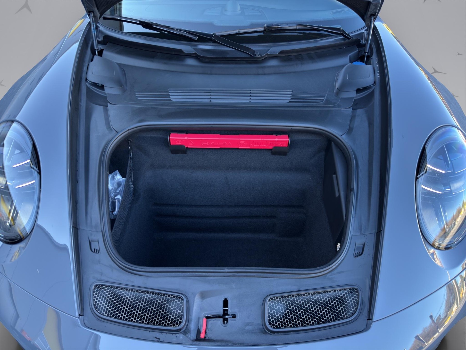 PORSCHE 911 Coupé 4.0 GT3 Touring PDK-image-18