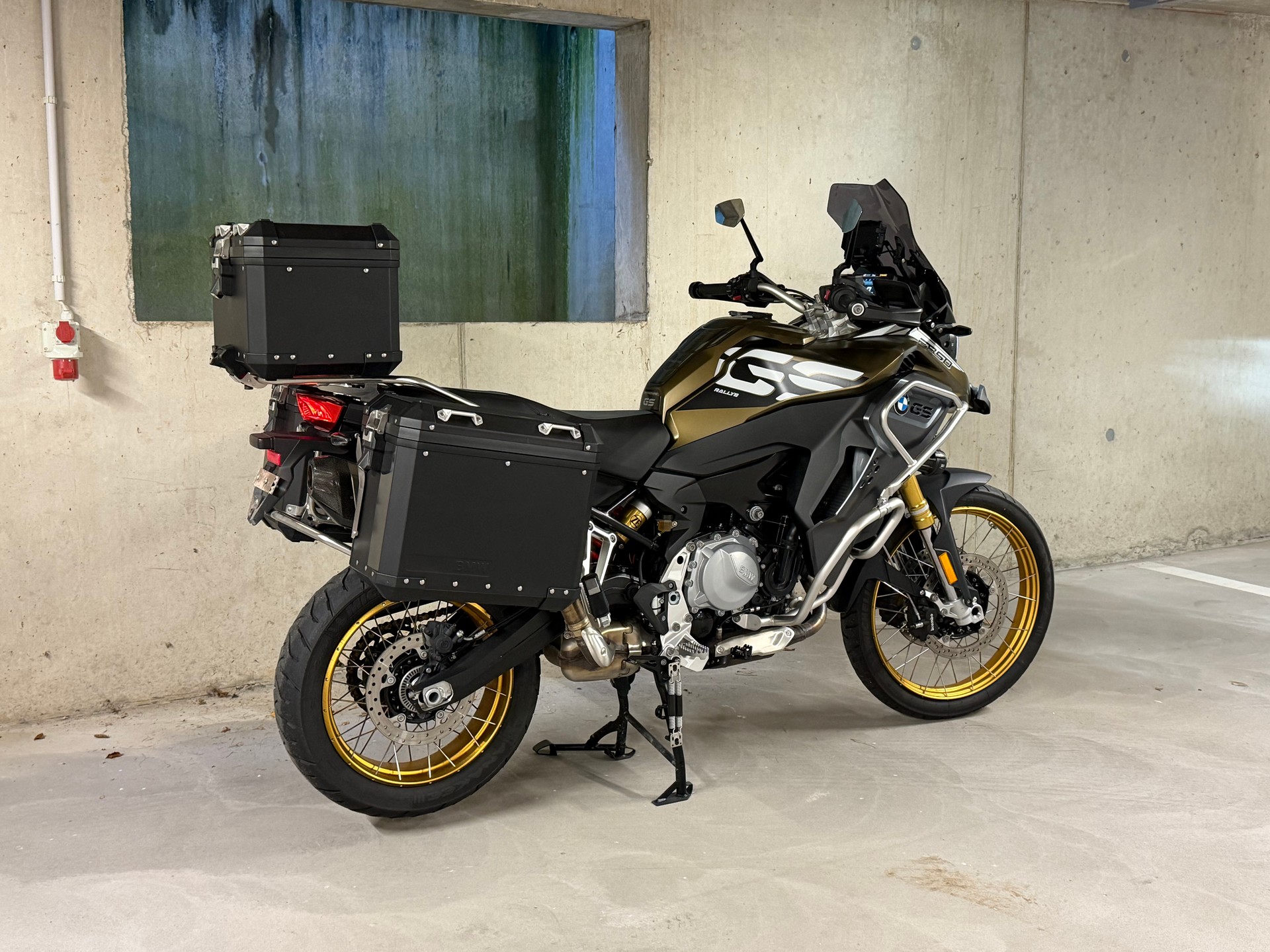 BMW F 850 GS Adventure (35kW)-image-3