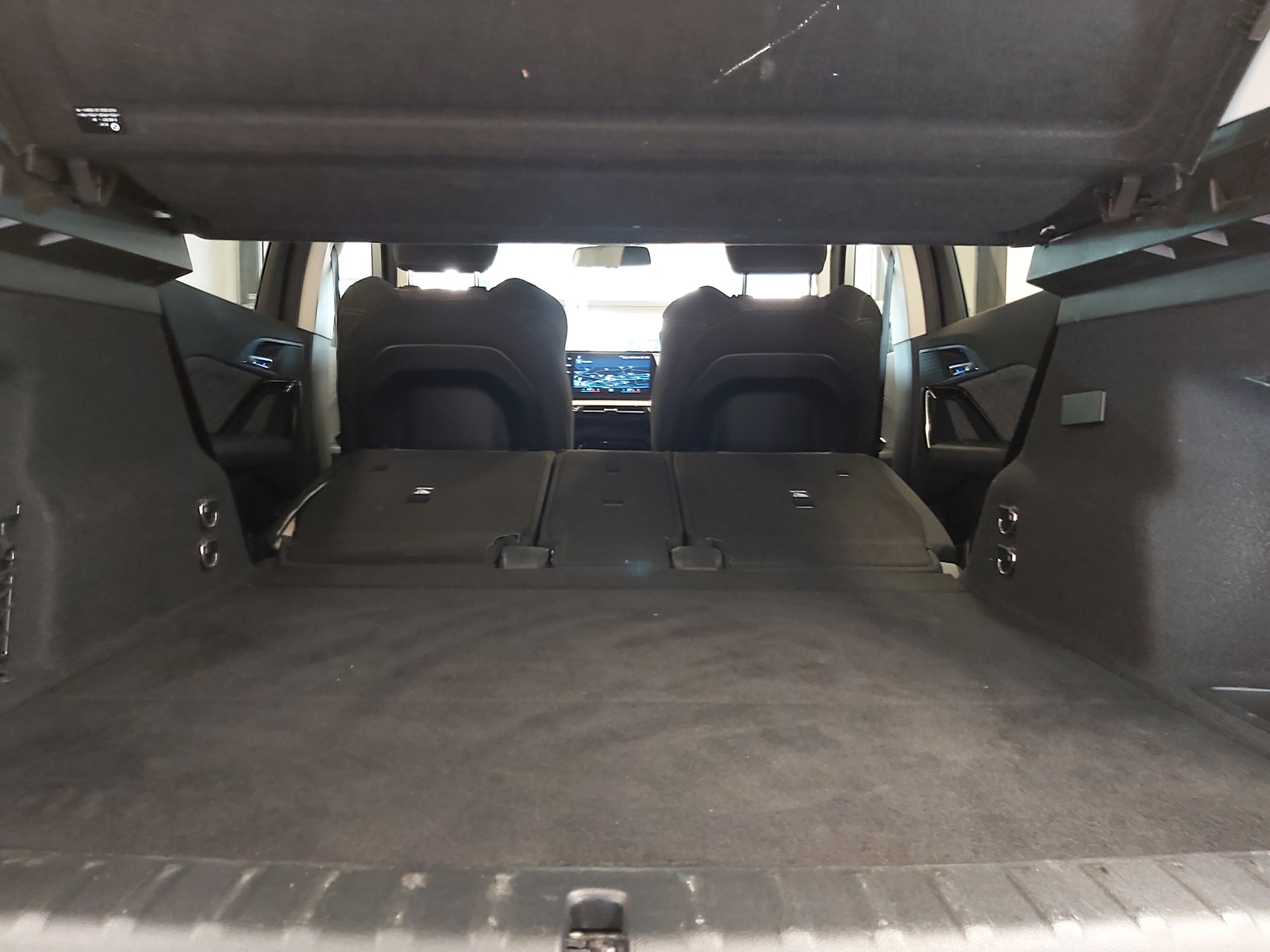 BMW X1 30e xDrive-image-7