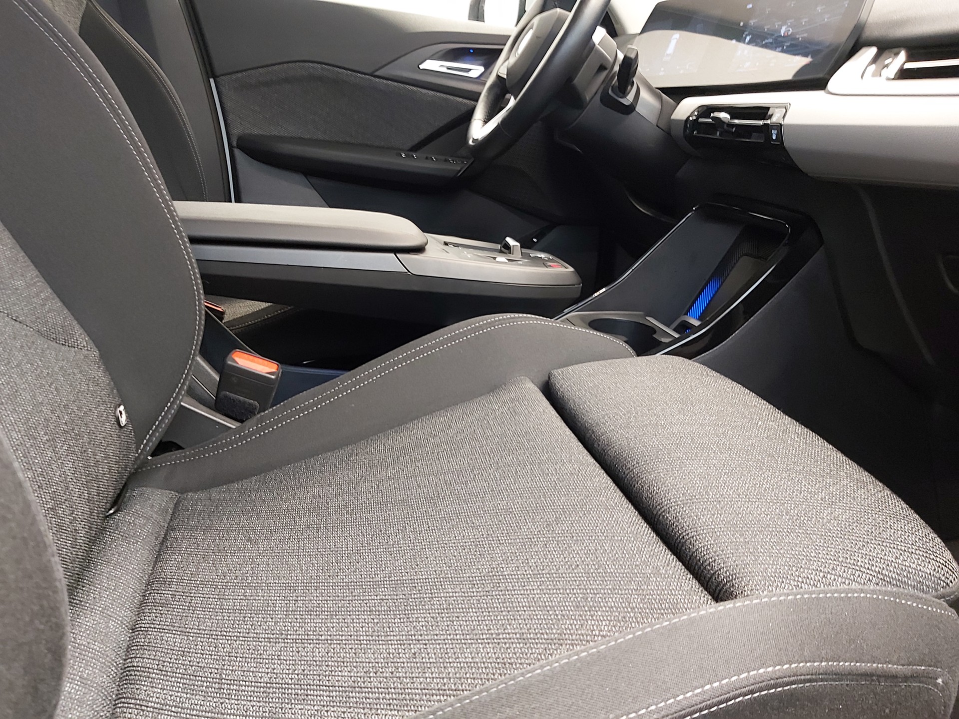 BMW X1 30e xDrive-image-10