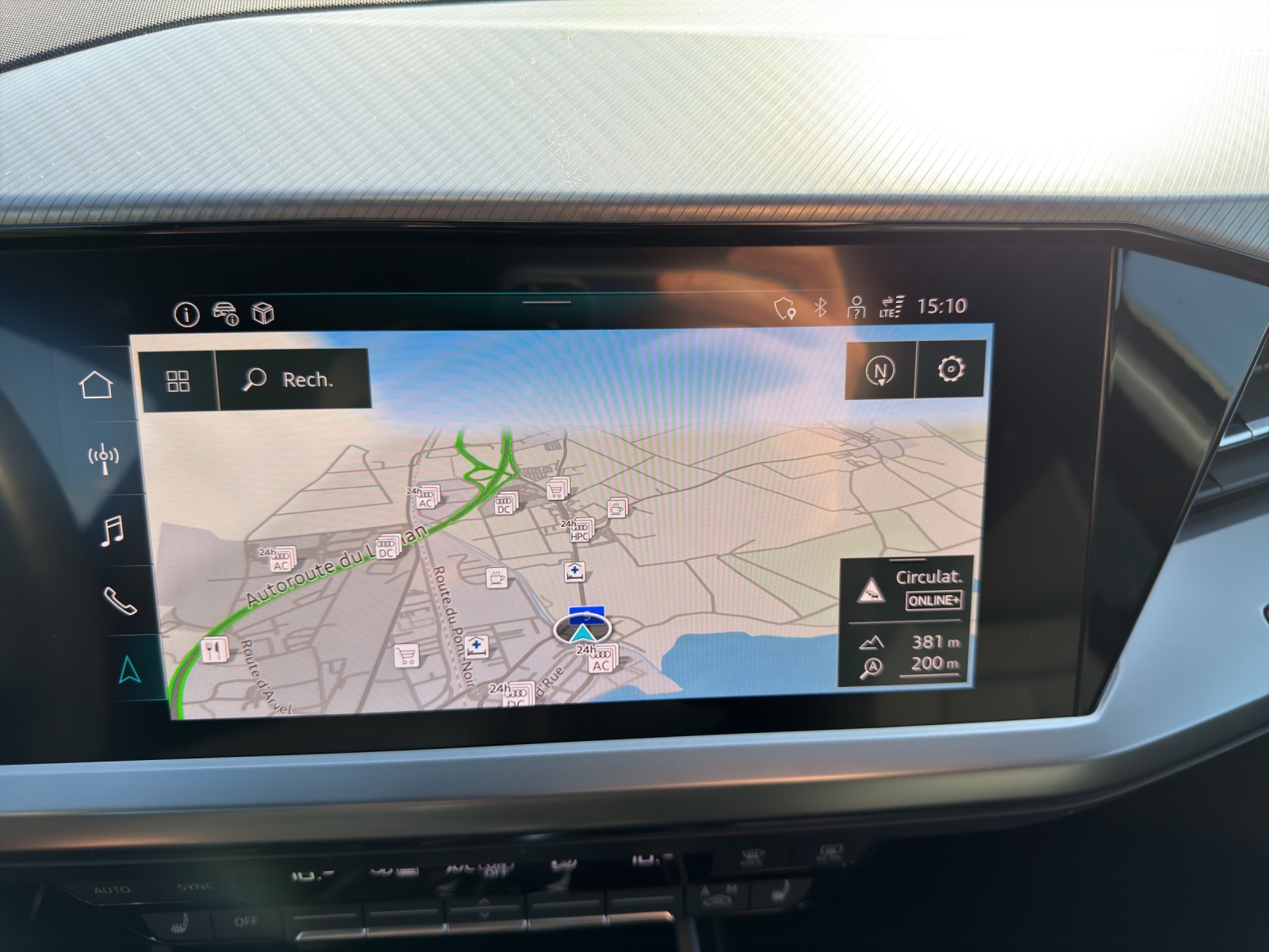 AUDI Q4 e-tron 40-image-15