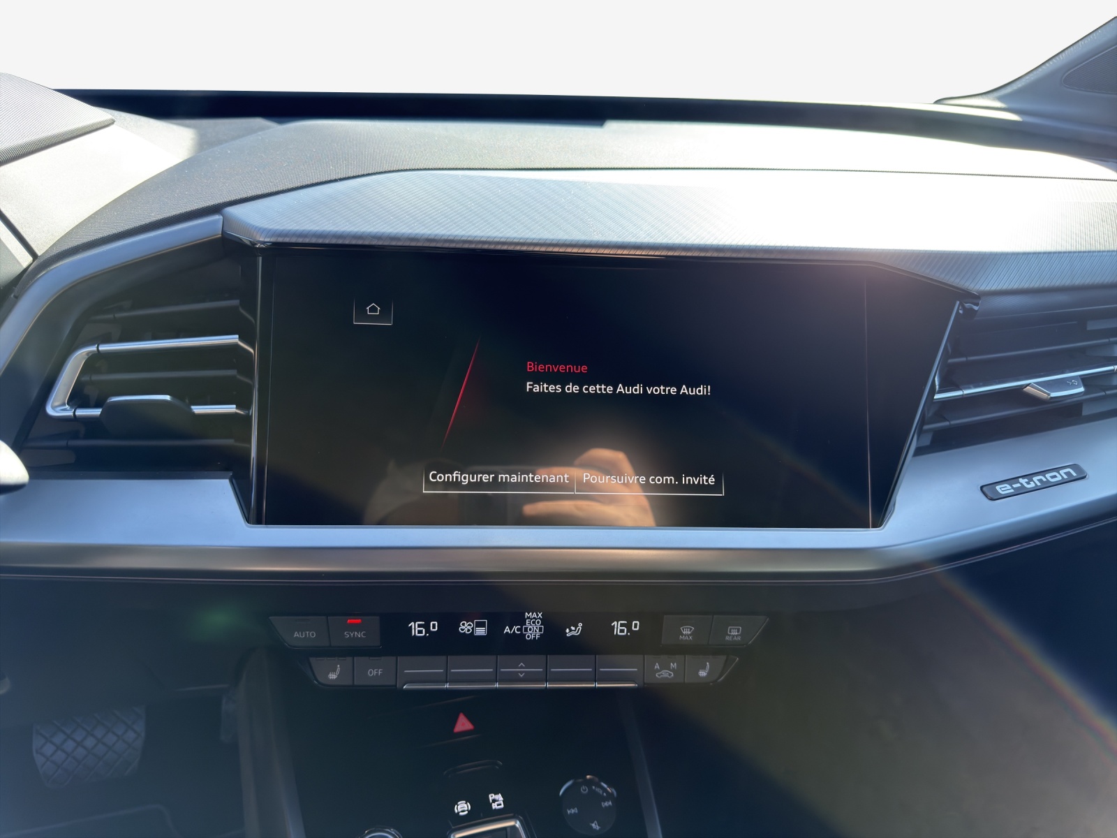 AUDI Q4 e-tron 40-image-11