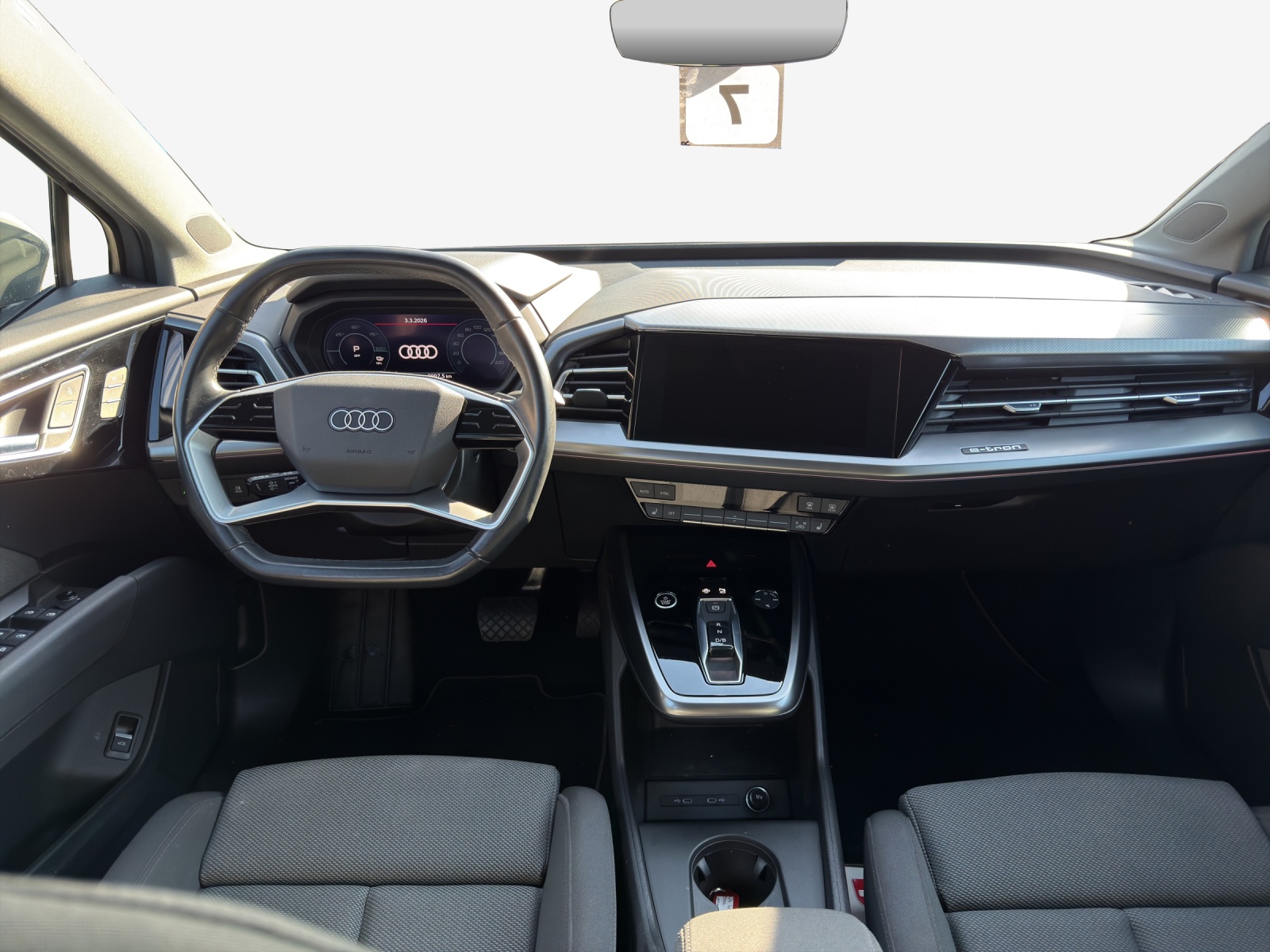 AUDI Q4 e-tron 40-image-10