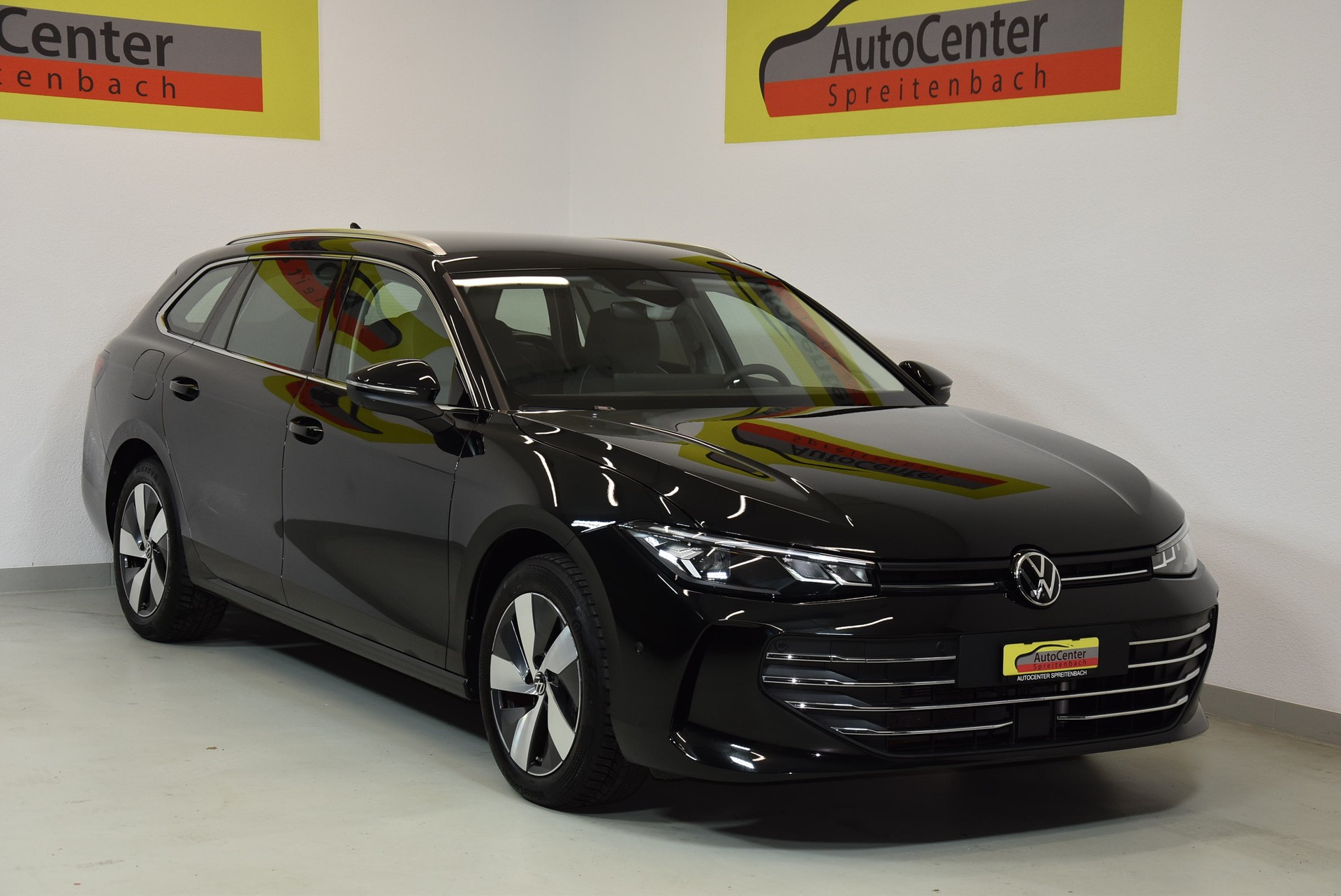 VW Passat Variant 1.5 TSI evo2 Plug-In- Hybrid Business DSG-image-0