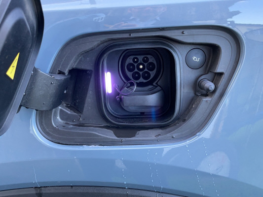 VOLVO XC40 P8 AWD Elec Pro-image-10