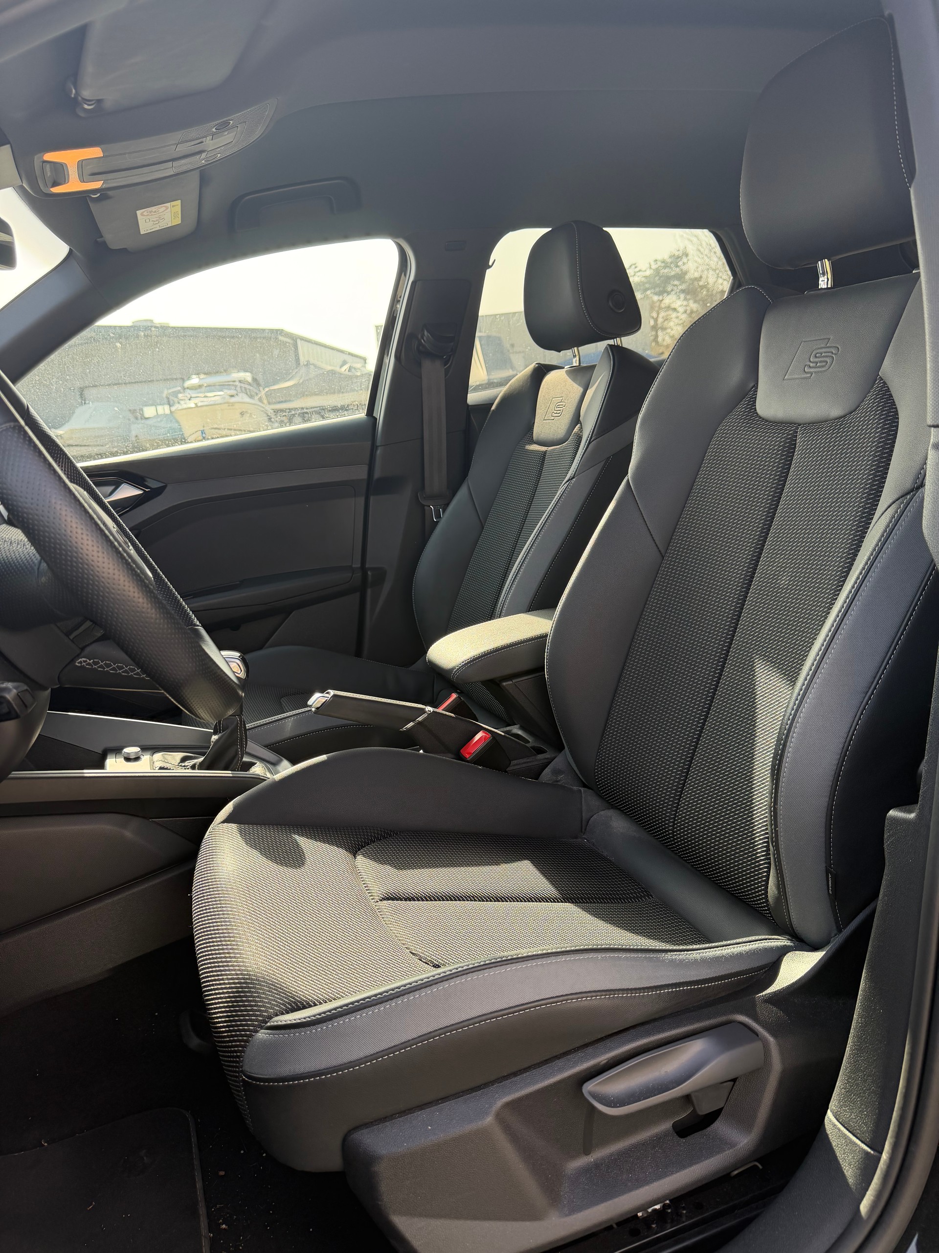 AUDI A1 Sportback 35 TFSI advanced S-tronic-image-11