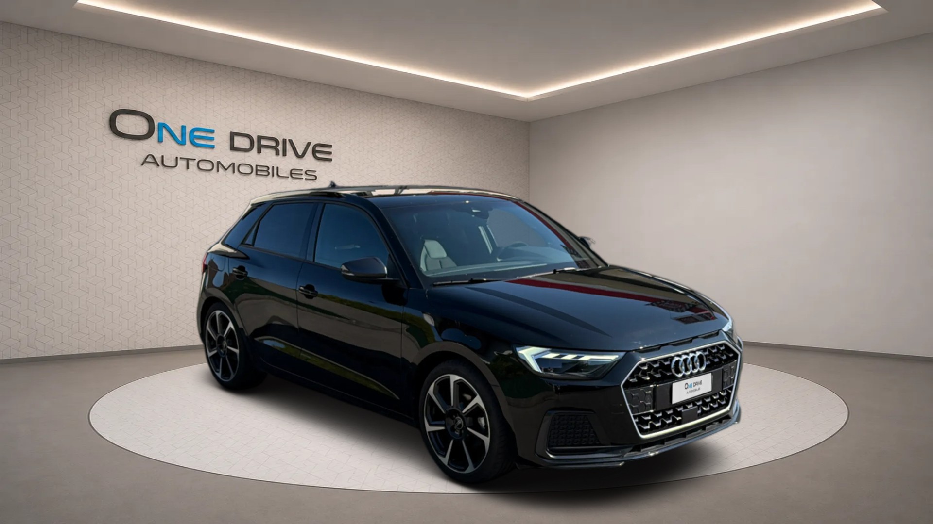 AUDI A1 Sportback 35 TFSI advanced S-tronic-image-0