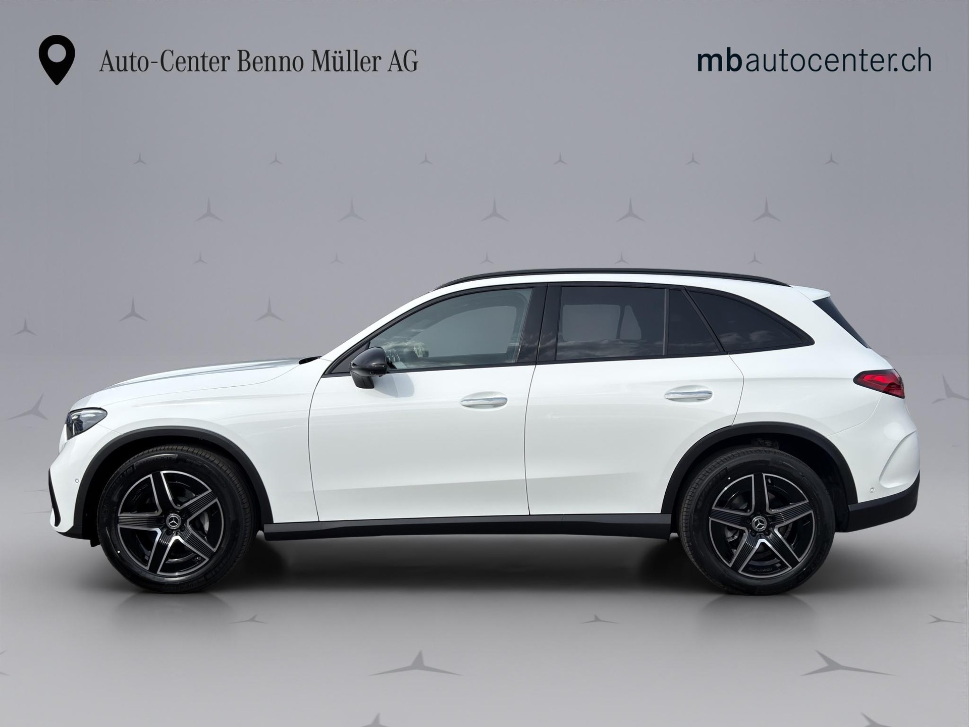 MERCEDES-BENZ GLC 200 AMG Line 4matic-showroom-element-2