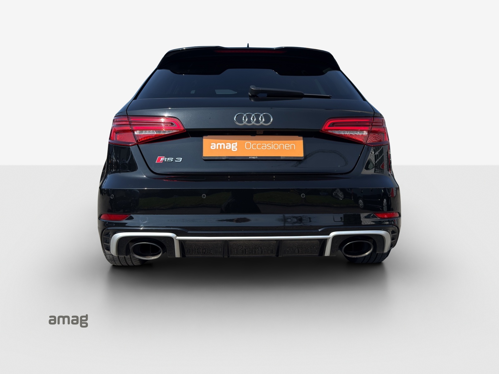 AUDI RS3 Sportback 2.5 TSI quattro S-tronic-image-4