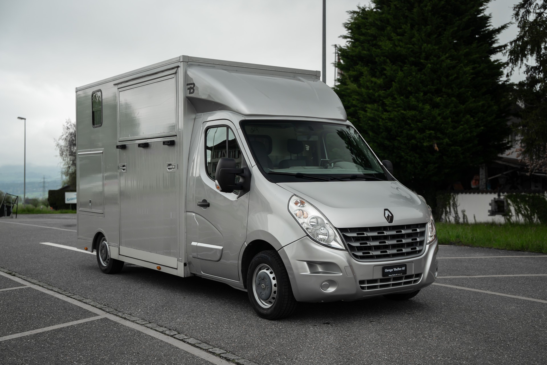 RENAULT Master Equitrek T35 2.3dCi Selbstfahrer / Pferde transporter-showroom-element-3