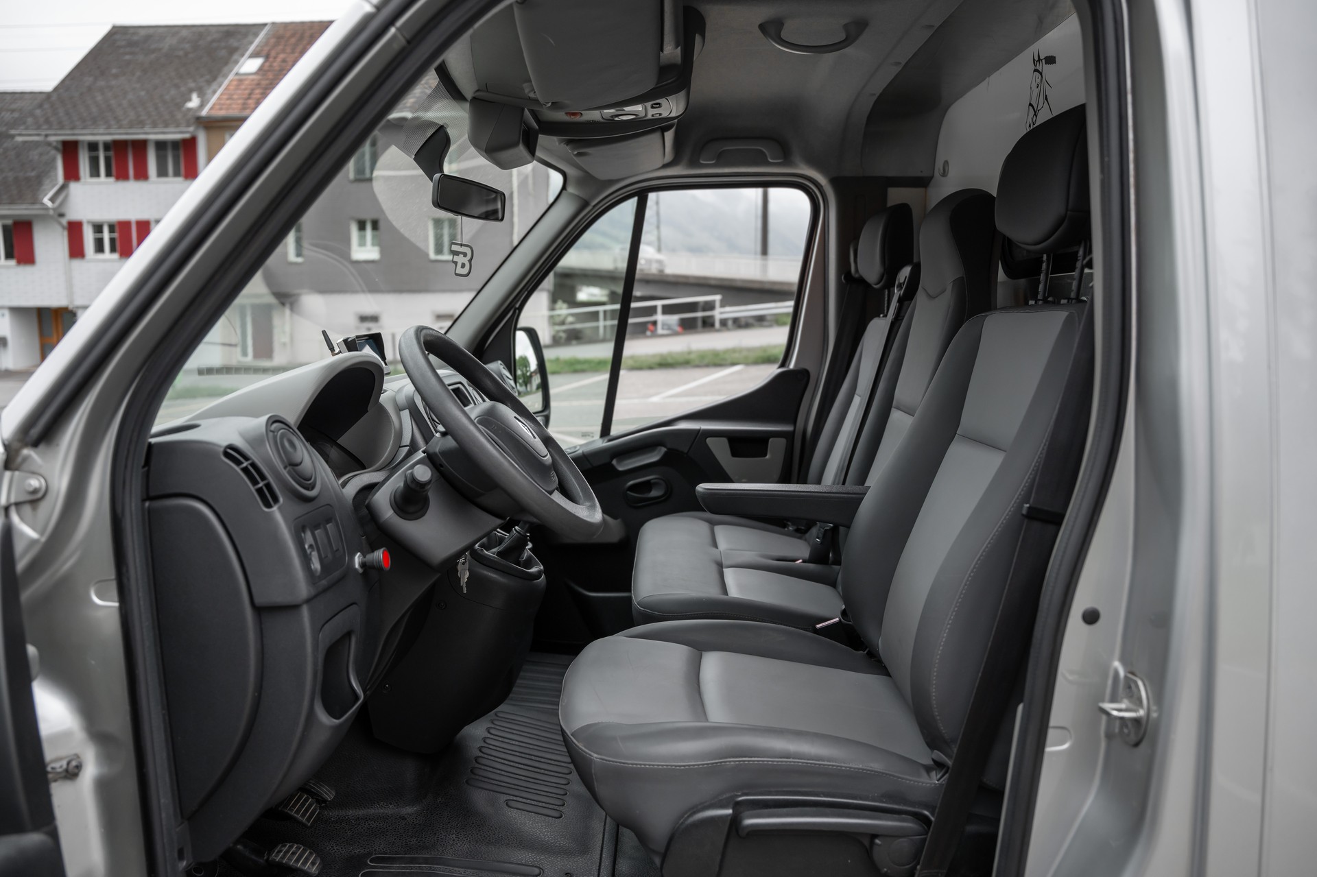 RENAULT Master Equitrek T35 2.3dCi Selbstfahrer / Pferdetransporter-image-20
