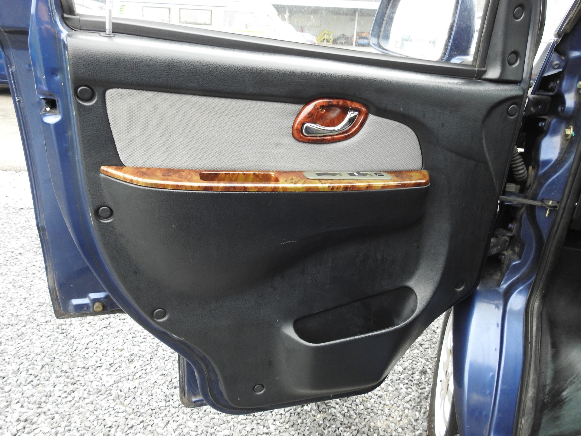 DFM Mini Bus 1.3-image-10
