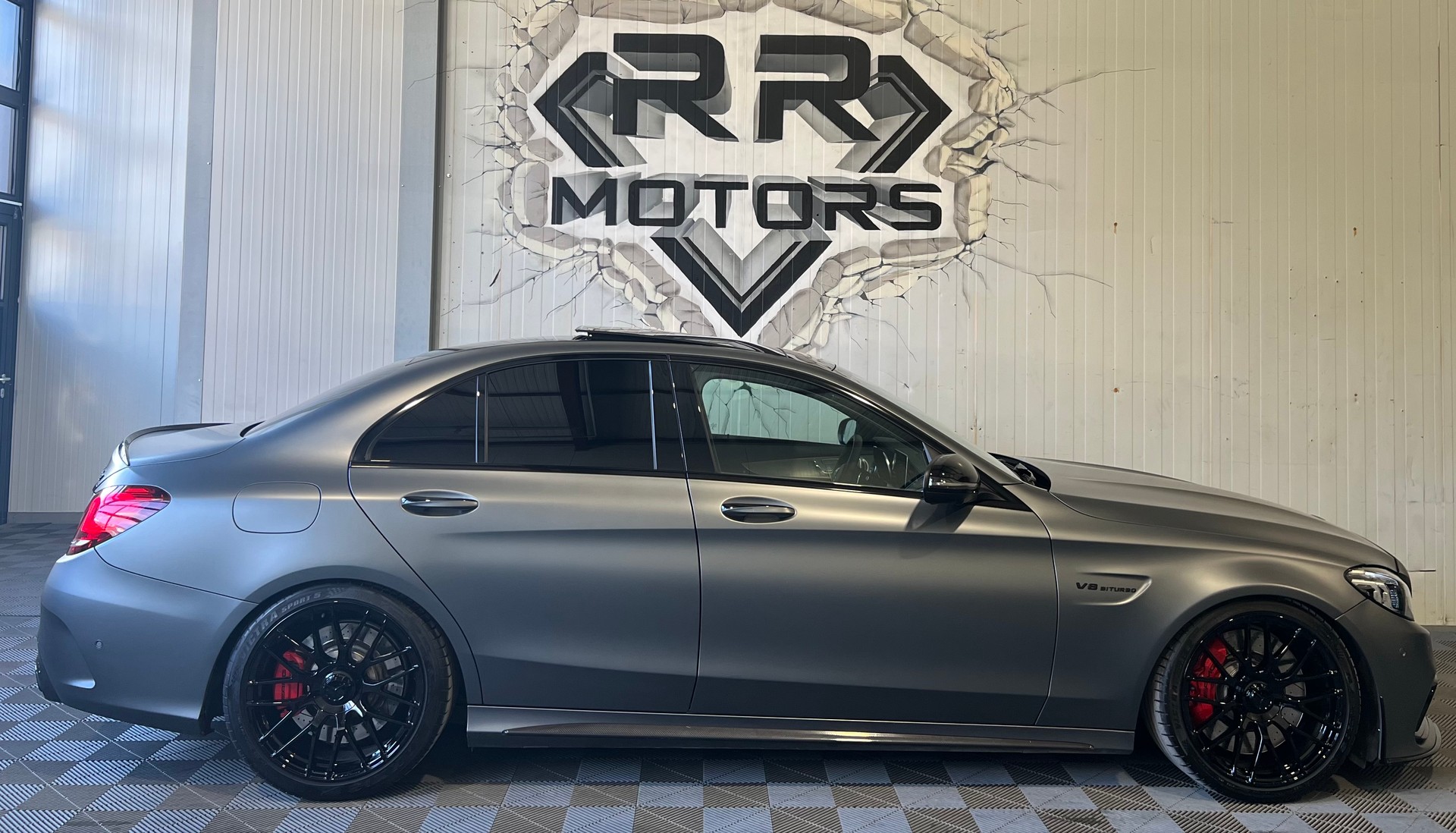 MERCEDES-BENZ C 63 S AMG Speedshift-image-4