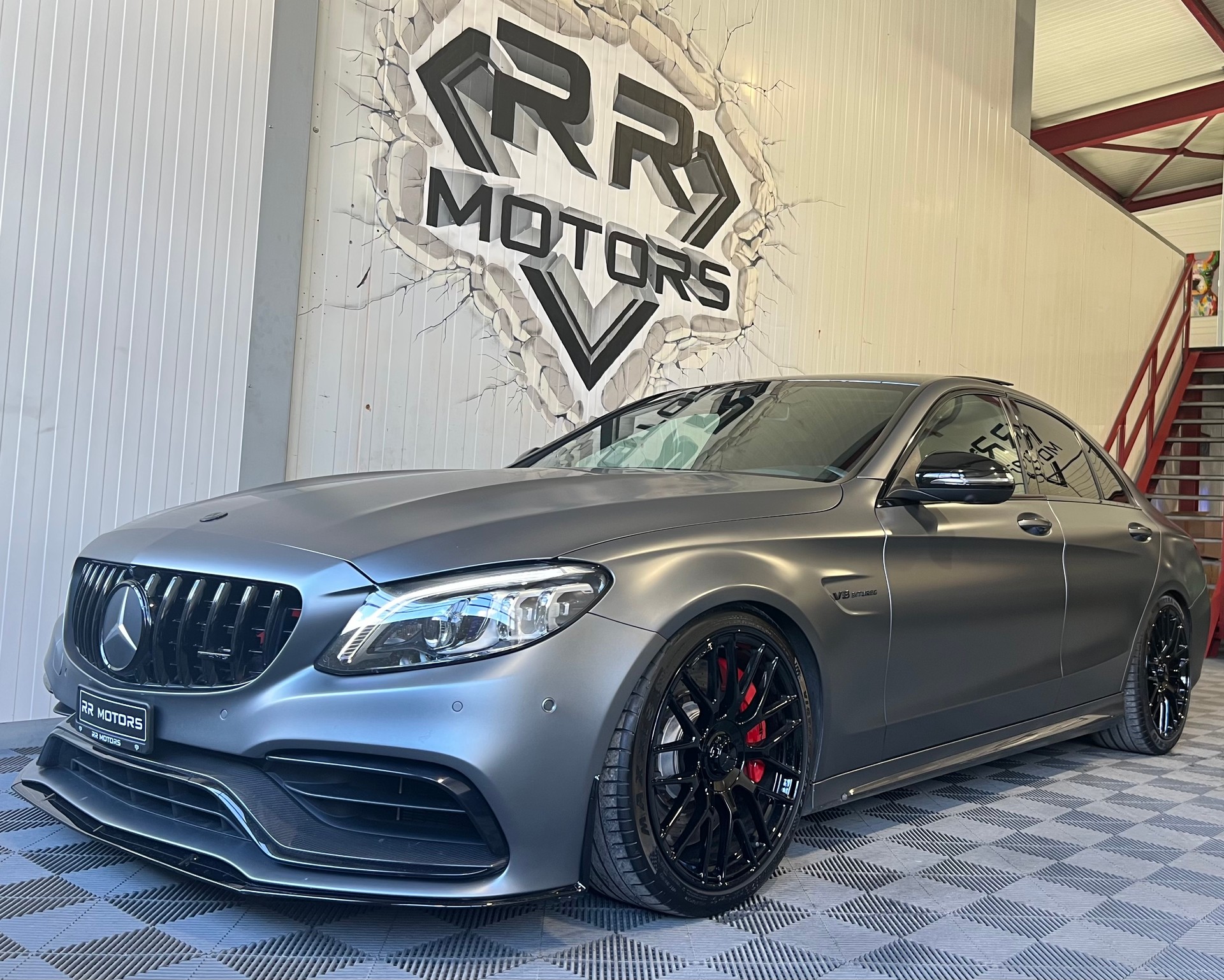 MERCEDES-BENZ C 63 S AMG Speedshift