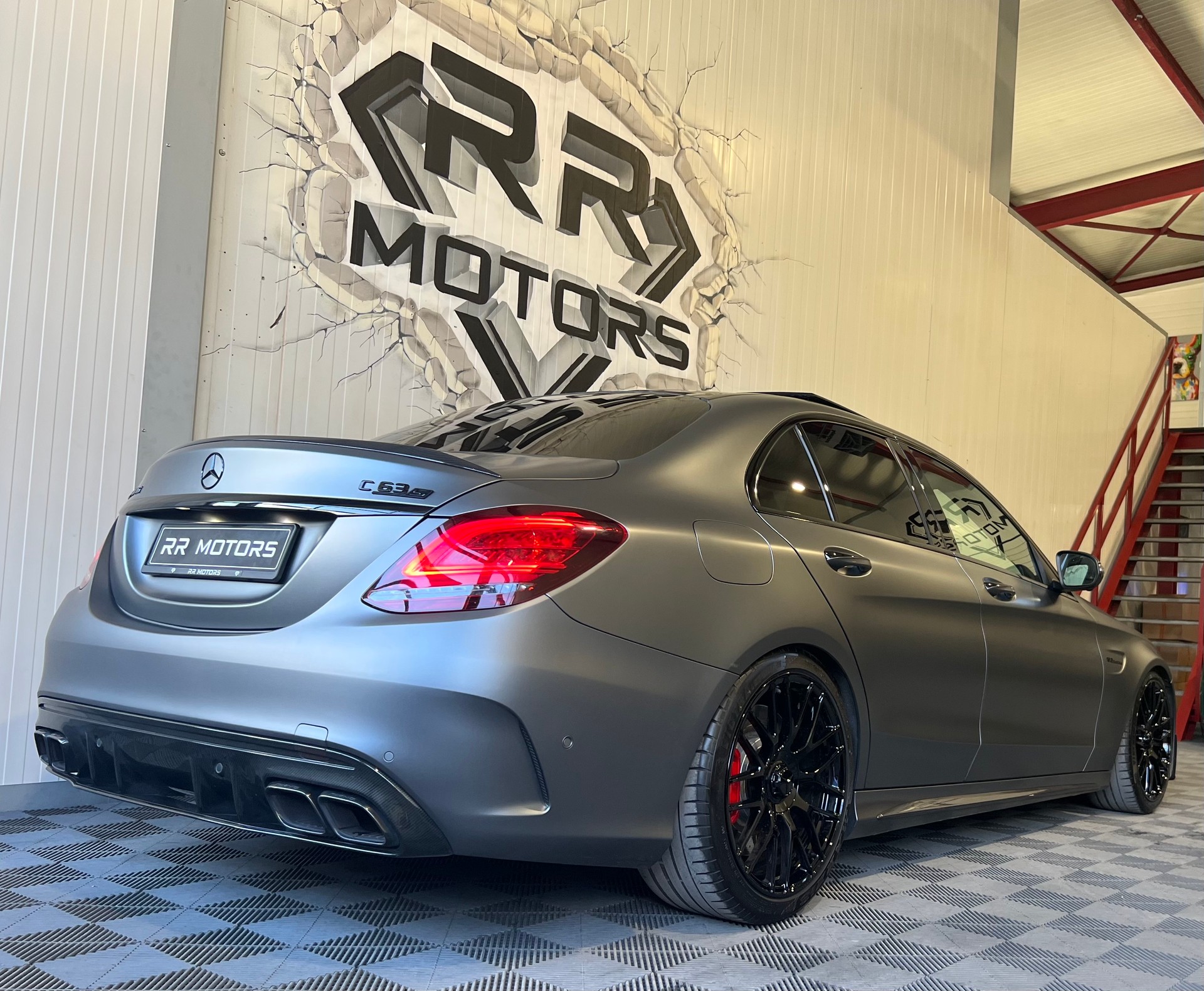 MERCEDES-BENZ C 63 S AMG Speedshift-image-3