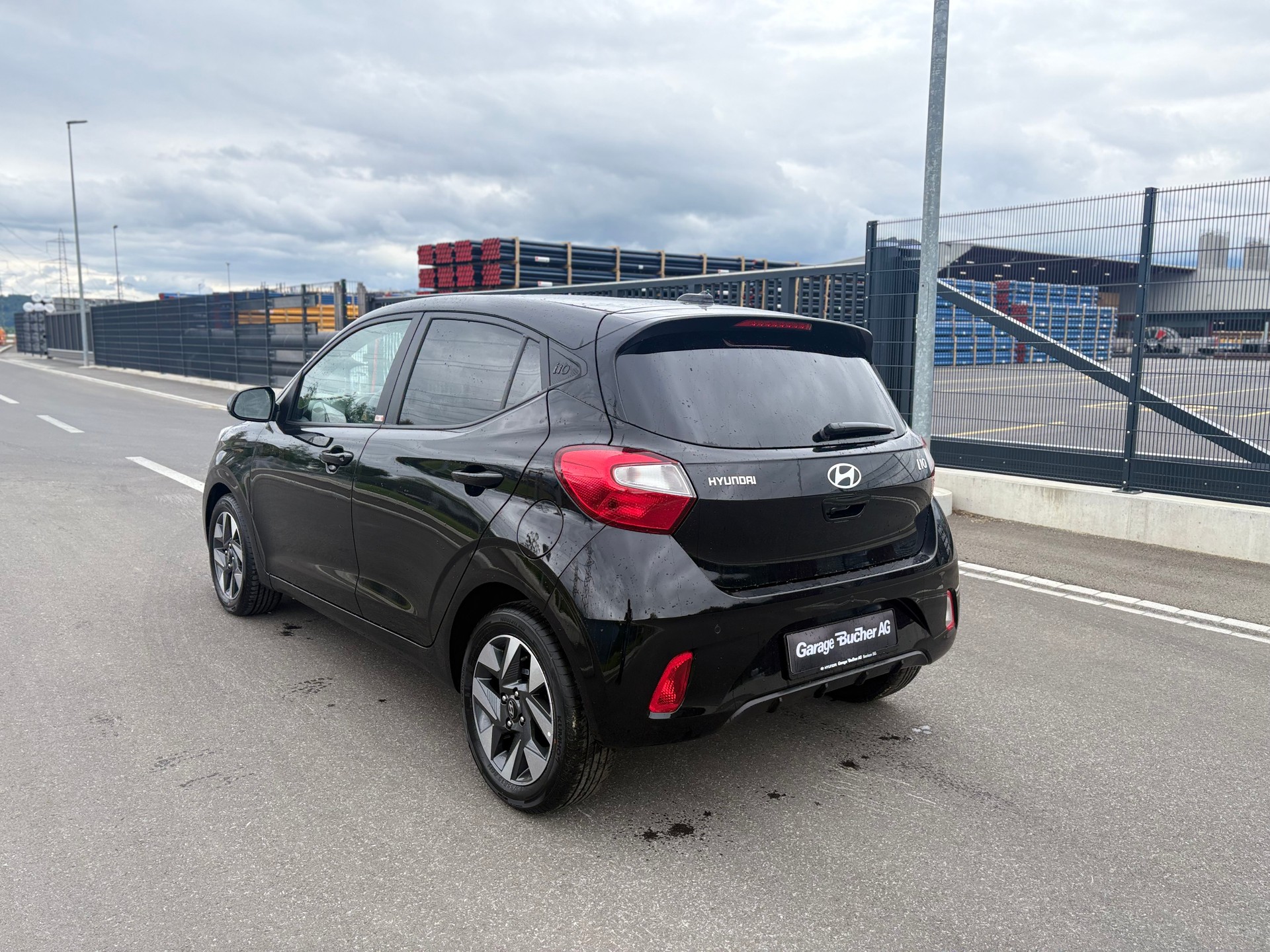 HYUNDAI i10 1.2 Amplia Aut.-image-5
