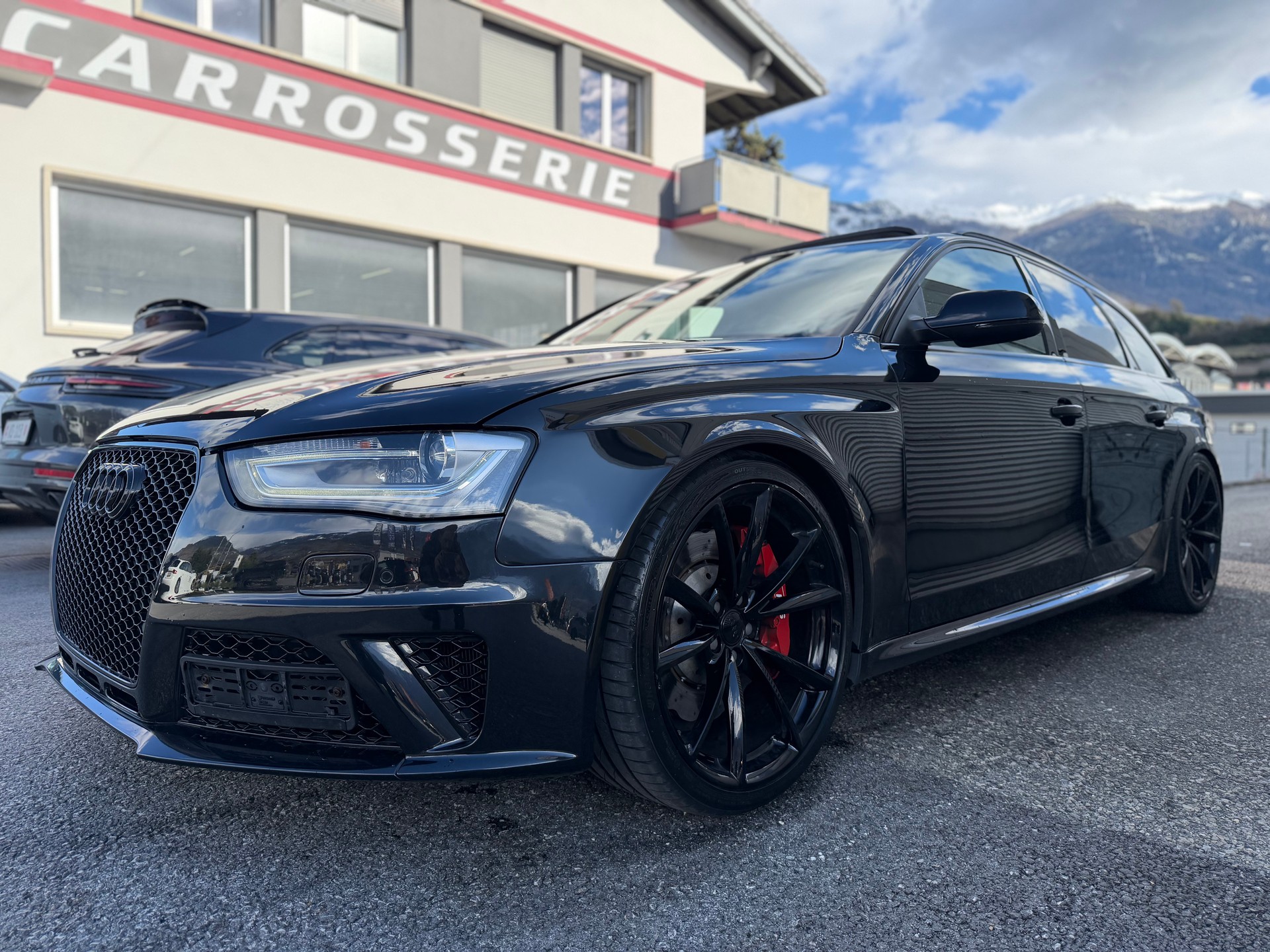AUDI RS4 Avant 4.2 FSI V8 quattro S-tronic