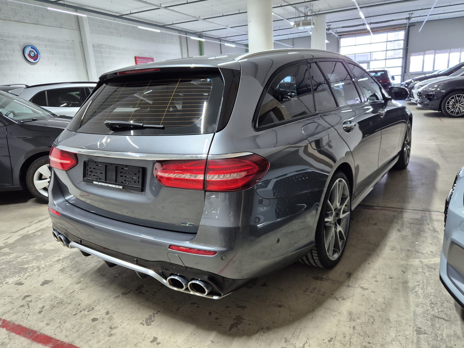MERCEDES-BENZ E 53 AMG 4Matic 9G-Tronic-image-3