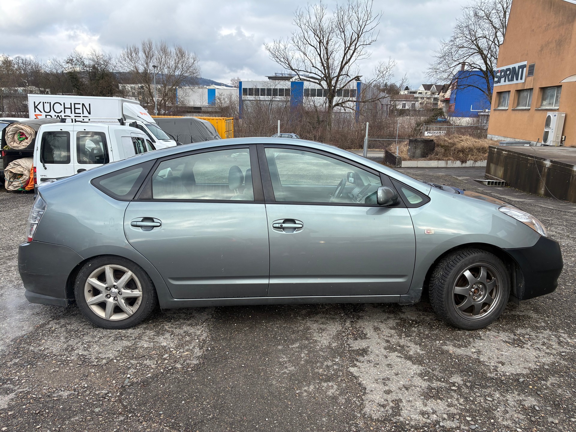 TOYOTA Prius 1.5 16V Hybrid-image-3