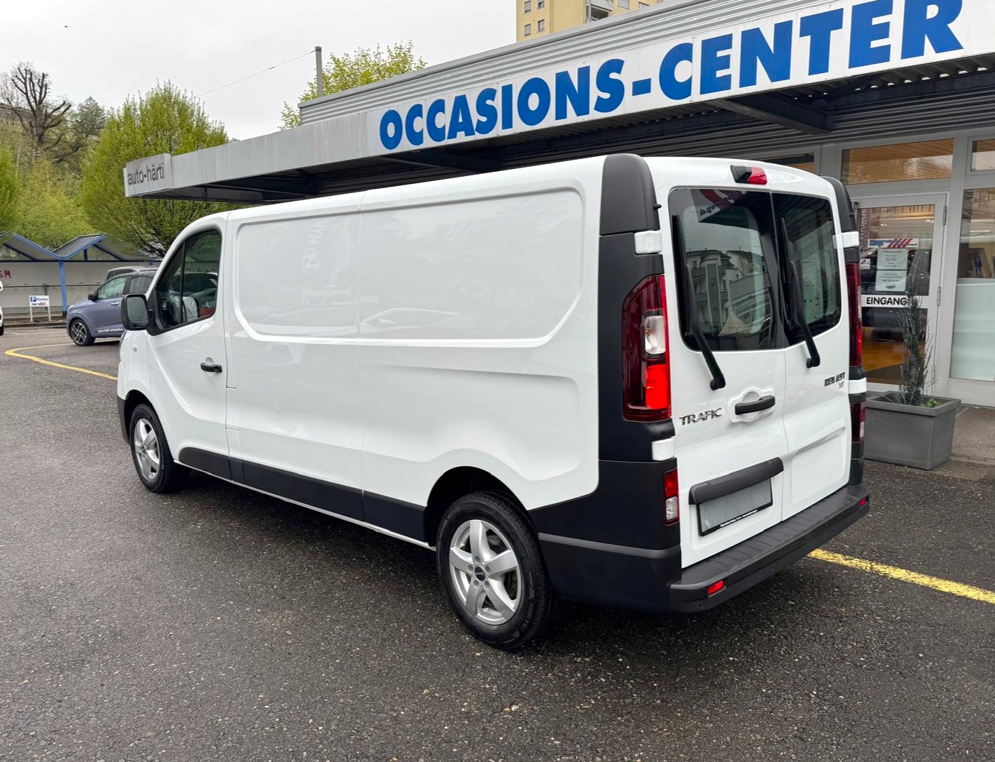 RENAULT Trafic Ene dCi120 2.0 Bus L2H1 *1550 KG Nutzlast*-image-13