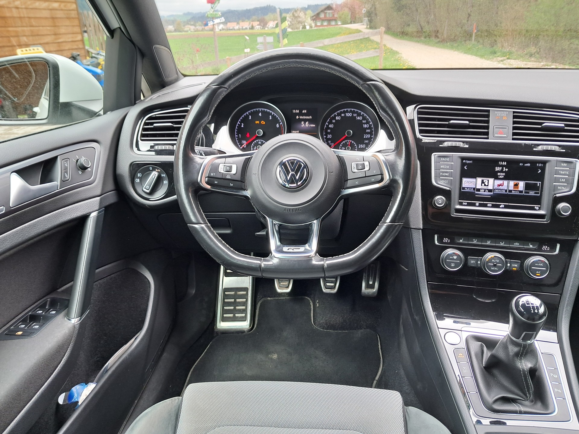 VW Golf 1.4 TSI Allstar R-Line-image-6
