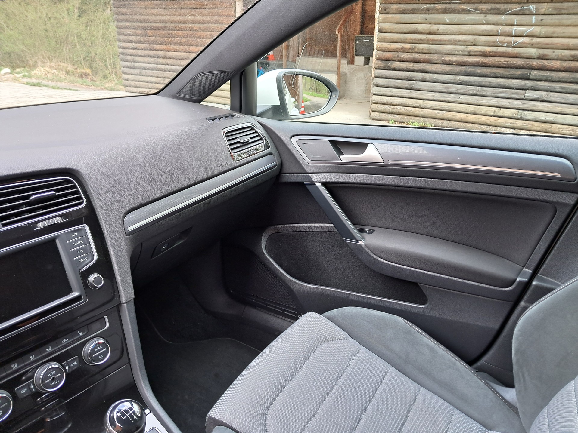 VW Golf 1.4 TSI Allstar R-Line-image-11