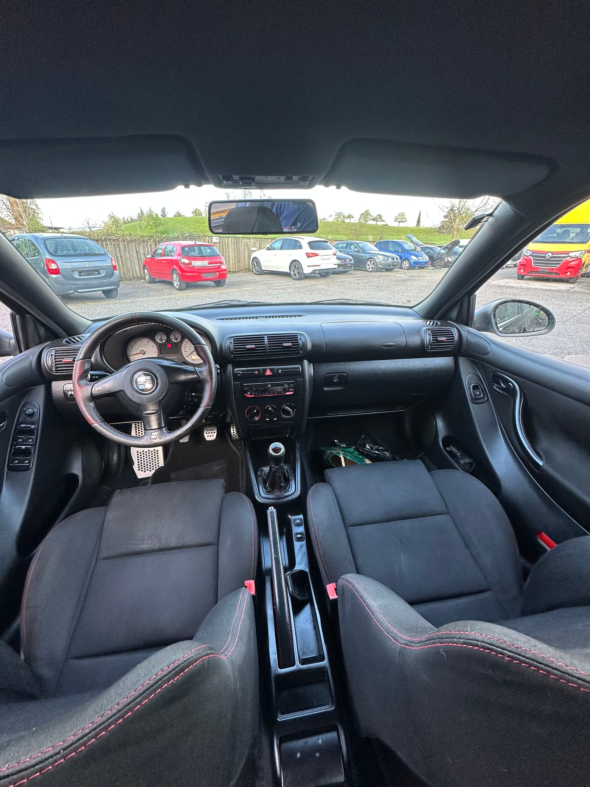 SEAT Leon 1.8 T Cupra R-image-4