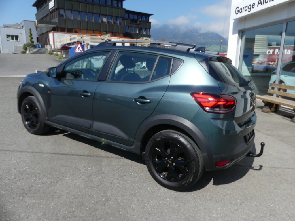 DACIA Sandero Stepway TCe 90 Extreme+ CVT-image-1