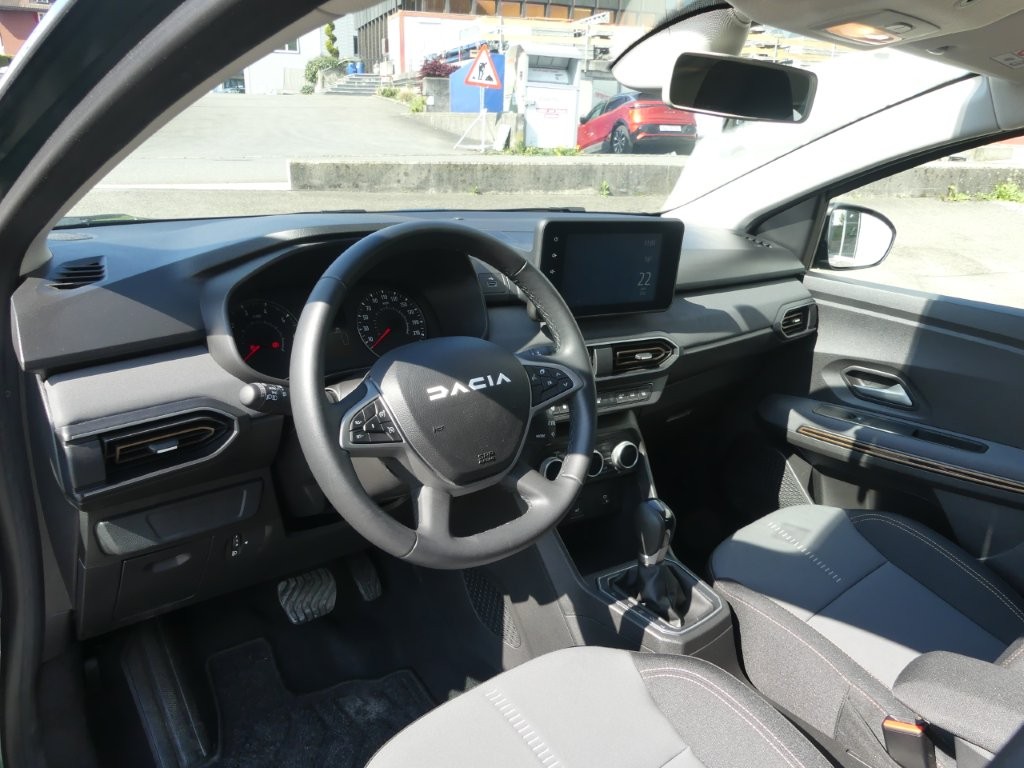 DACIA Sandero Stepway TCe 90 Extreme+ CVT-image-6