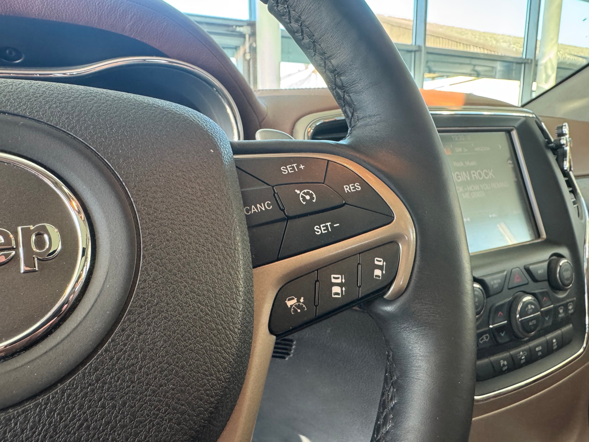 JEEP Grand Cherokee 3.0 CRD Summit Automatic-image-11